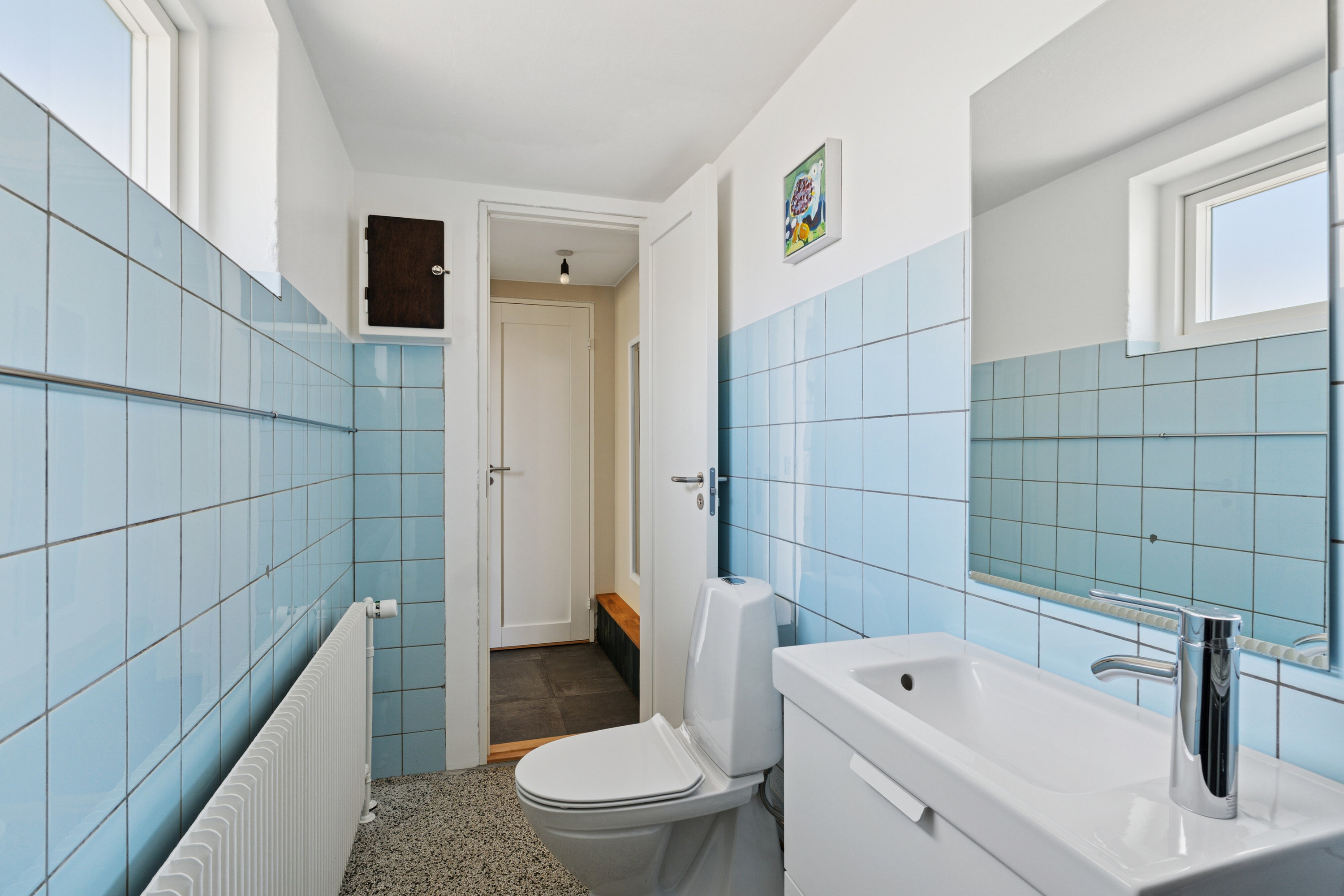 Fremhævet badeværelse billede i fuldskærmstilstand. Billede af Stormgade 13, Rønne, 3700 Rønne