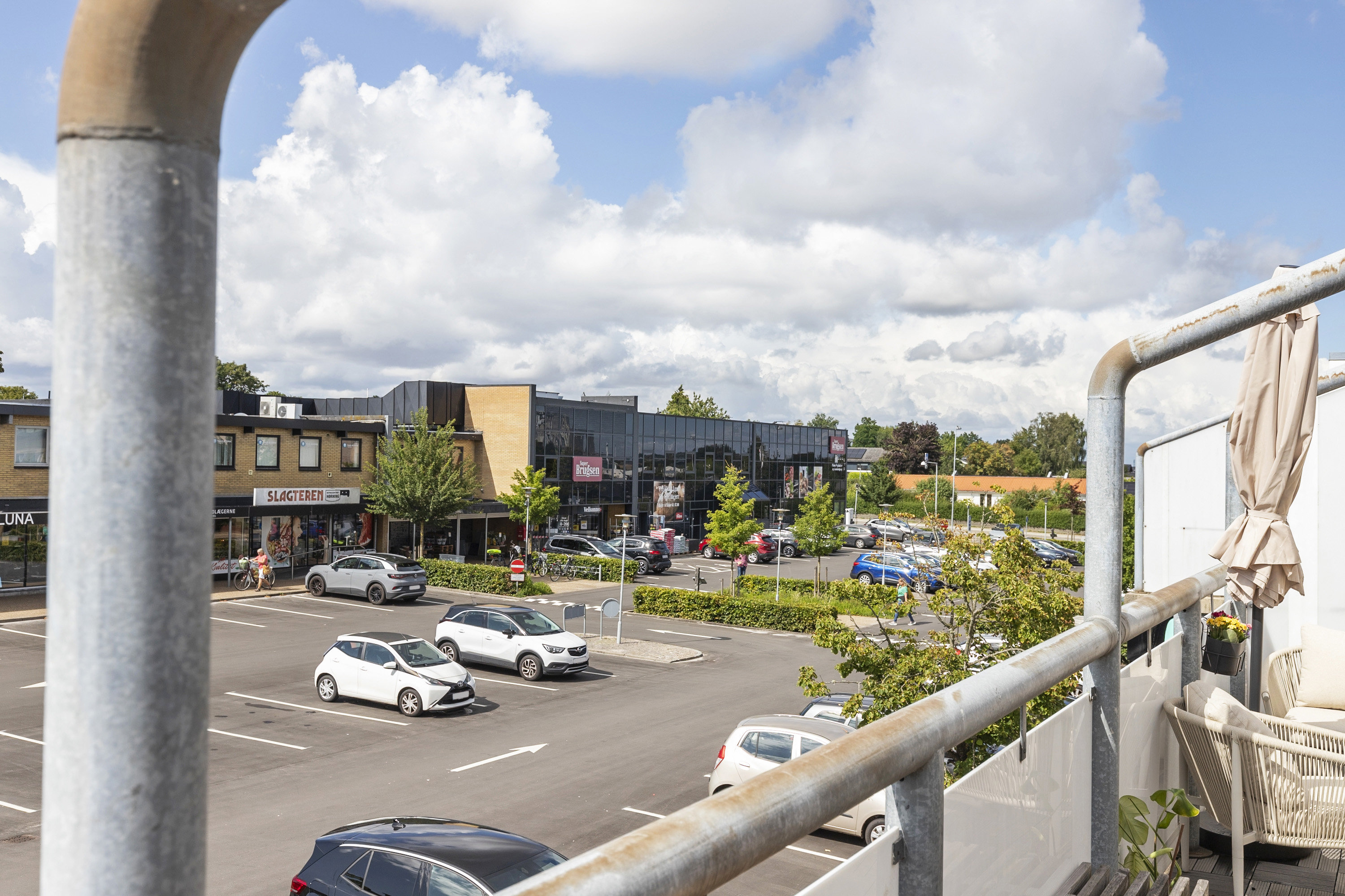 Fremhævet ejendommen billede i fuldskærmstilstand. Billede af Kirkevej 7B, 1., 8362 Hørning