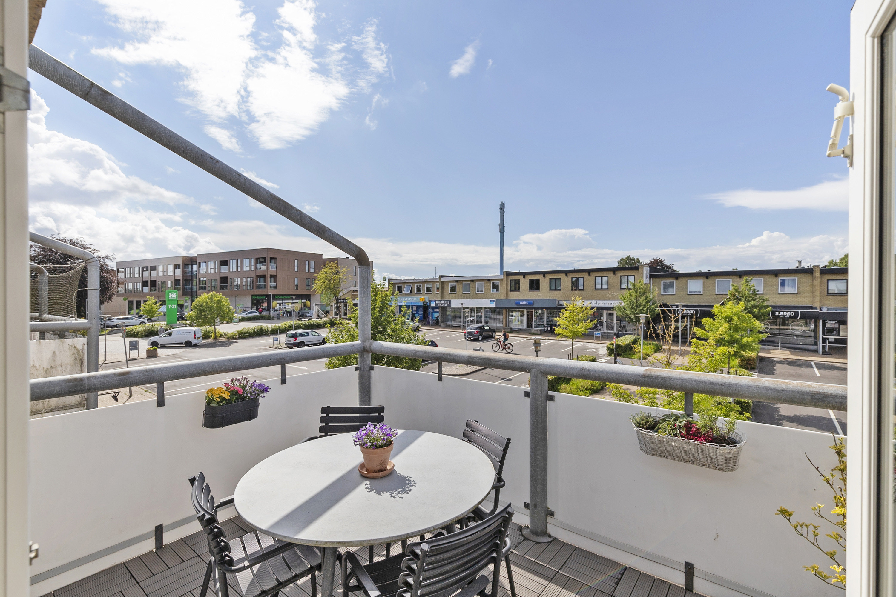 Fremhævet ejendommen billede i fuldskærmstilstand. Billede af Kirkevej 7B, 1., 8362 Hørning