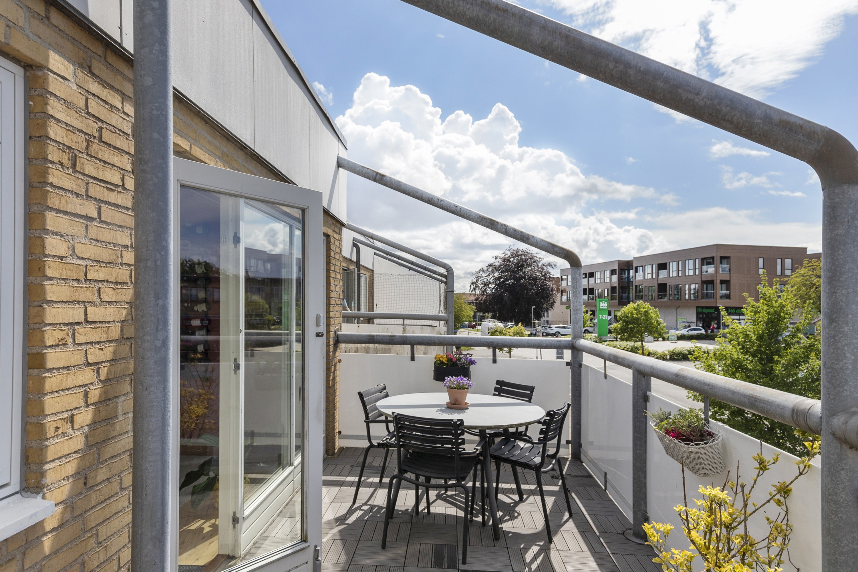 Fremhævet ejendommen billede i fuldskærmstilstand. Billede af Kirkevej 7B, 1., 8362 Hørning