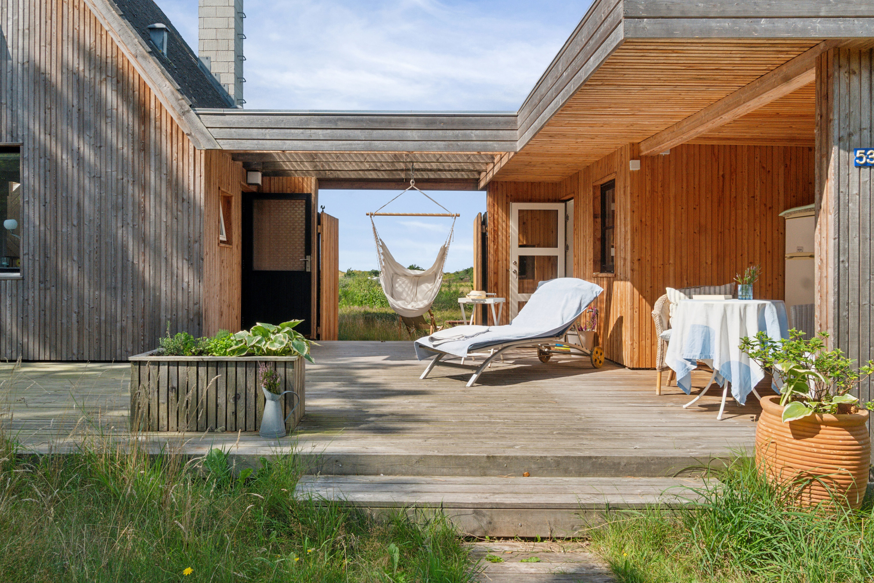 Fremhævet overdækket terrasse billede i fuldskærmstilstand. Billede af Lysholmparken 53, Gudmindrup Lyng, 4573 Højby