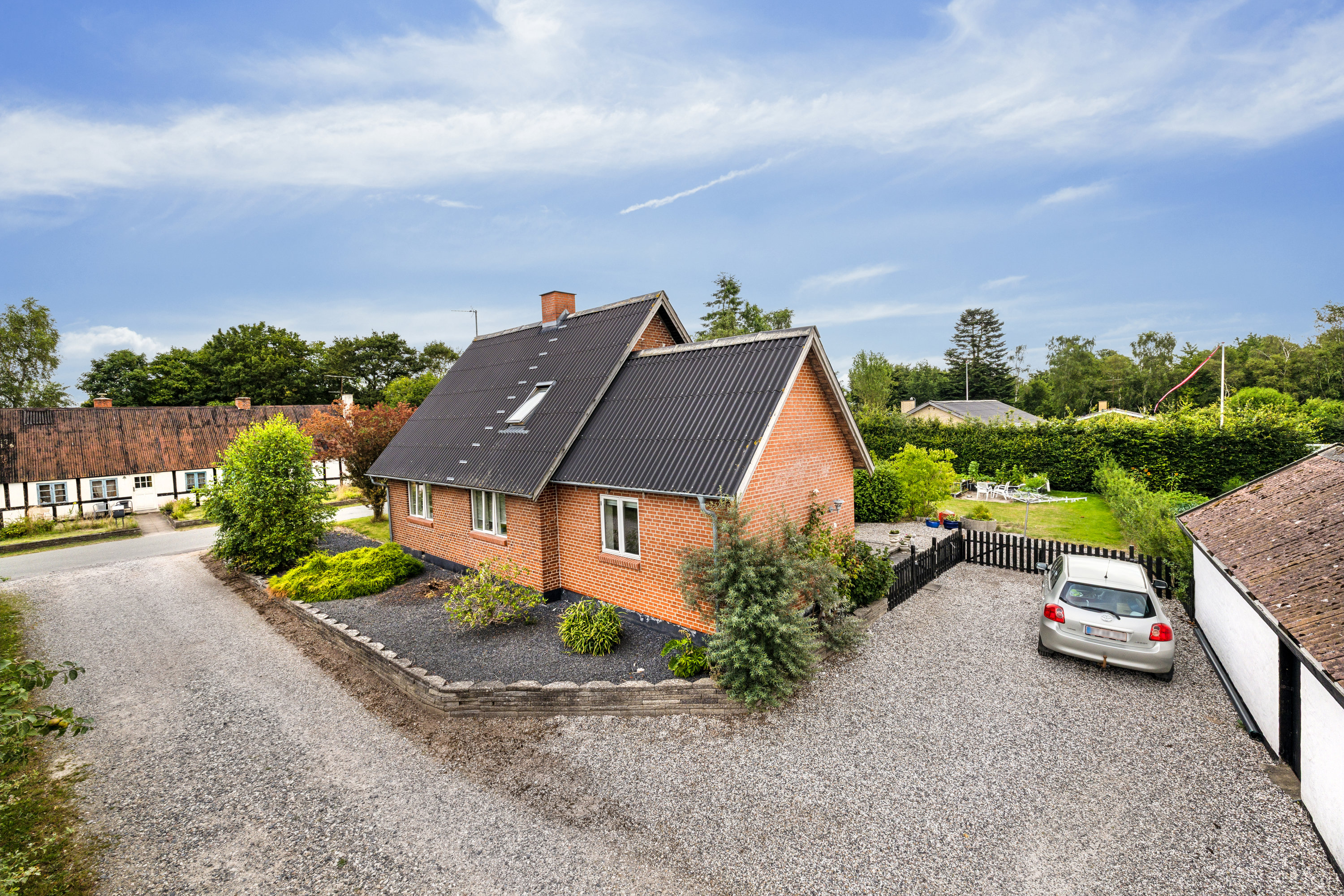 Fremhævet ejendom 1 billede i fuldskærmstilstand. Billede af Nauhøjvej 12, Rostved, 8410 Rønde