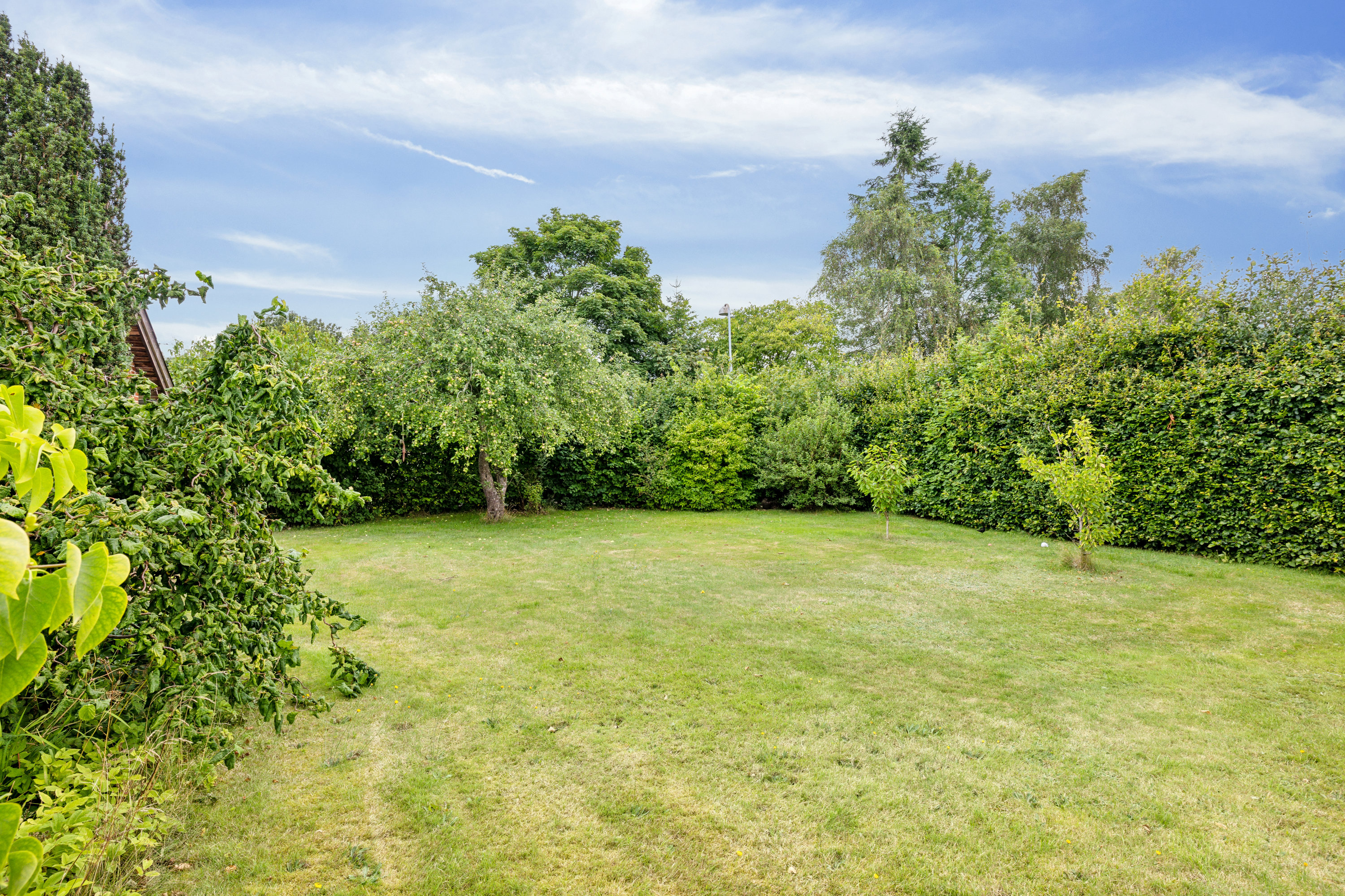 Fremhævet have billede i fuldskærmstilstand. Billede af Nauhøjvej 12, Rostved, 8410 Rønde