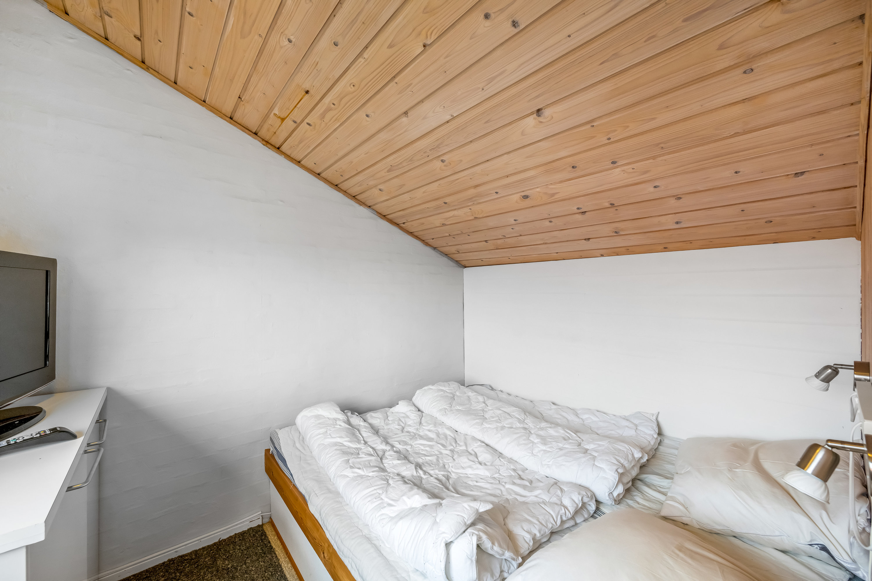 Fremhævet soveværelse billede i fuldskærmstilstand. Billede af Kirkehøjvej 38J, N3., Bork Havn, 6893 Hemmet