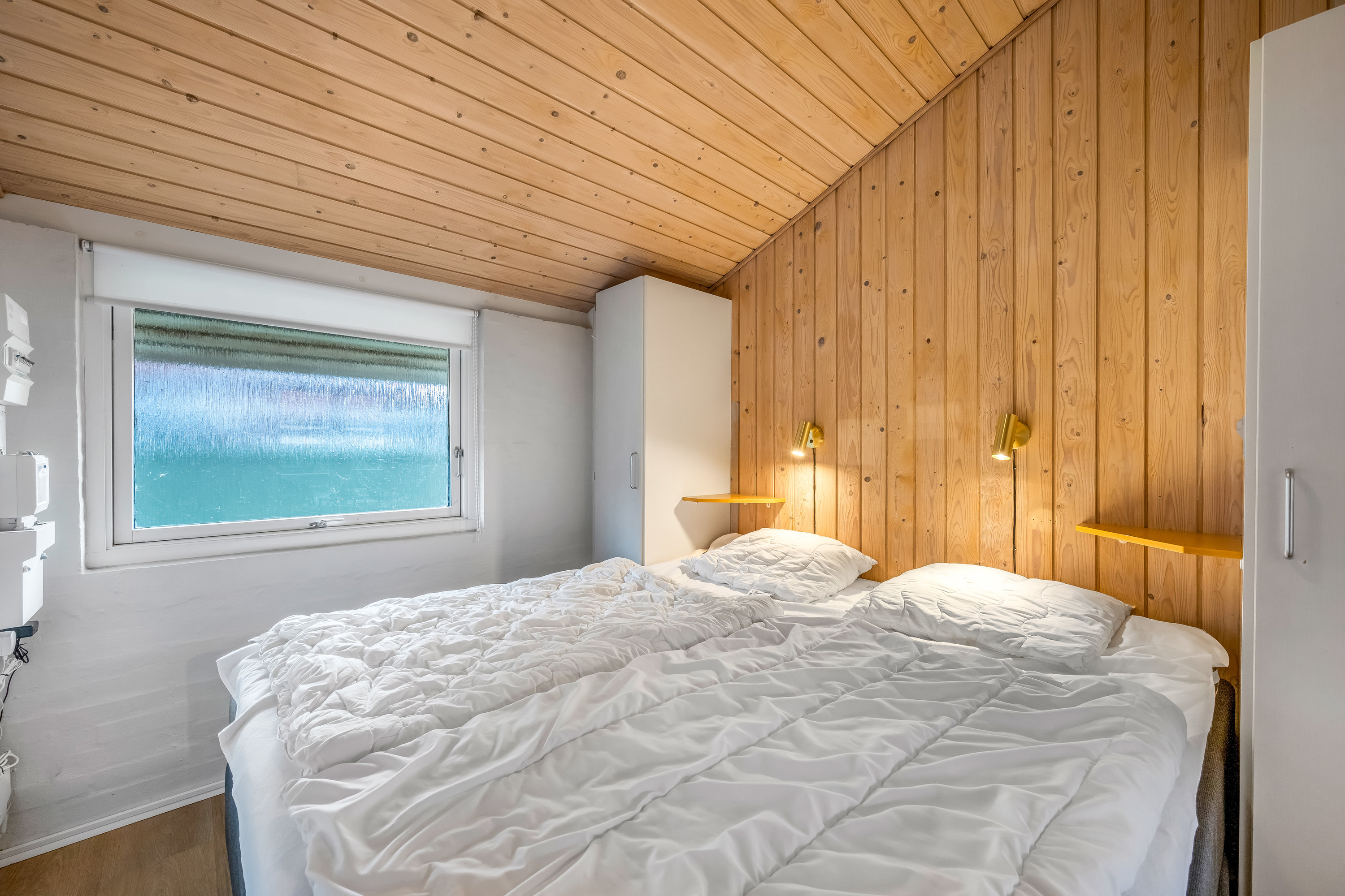 Fremhævet soveværelse billede i fuldskærmstilstand. Billede af Kirkehøjvej 38J, N3., Bork Havn, 6893 Hemmet