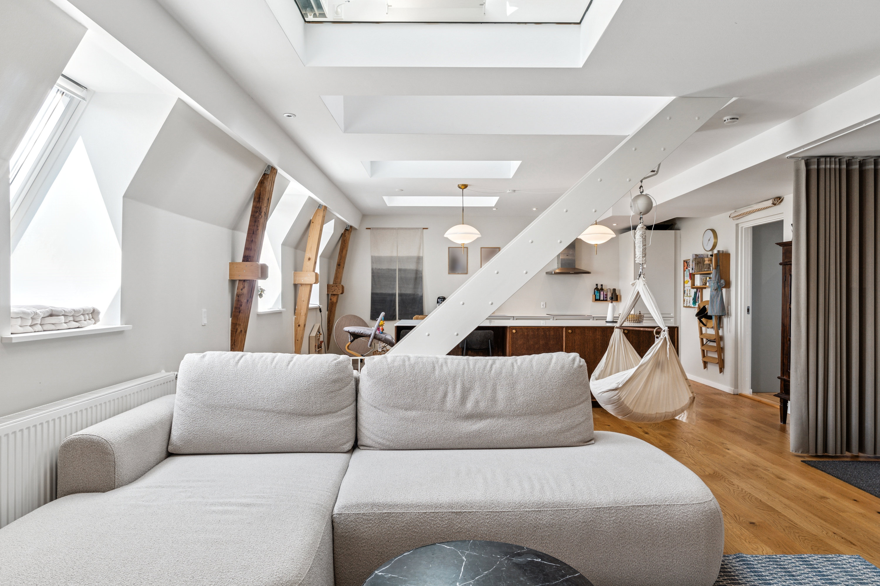 Fremhævet stue billede i fuldskærmstilstand. Billede af Hørsholmsgade 22E, 5., 2200 København N