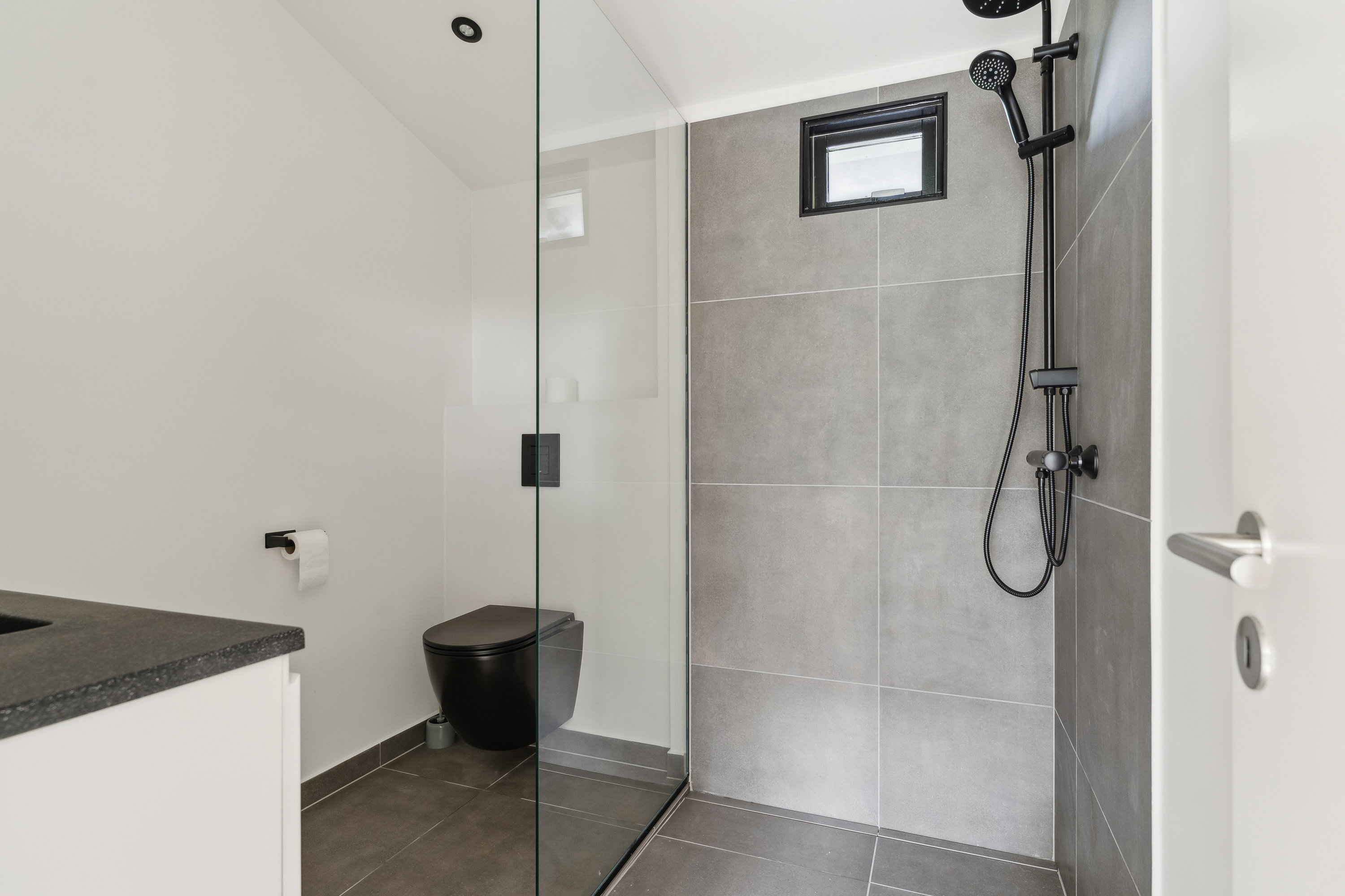 Fremhævet badeværelse billede i fuldskærmstilstand. Billede af Mærsk Andersens Vej 15A, 8930 Randers NØ