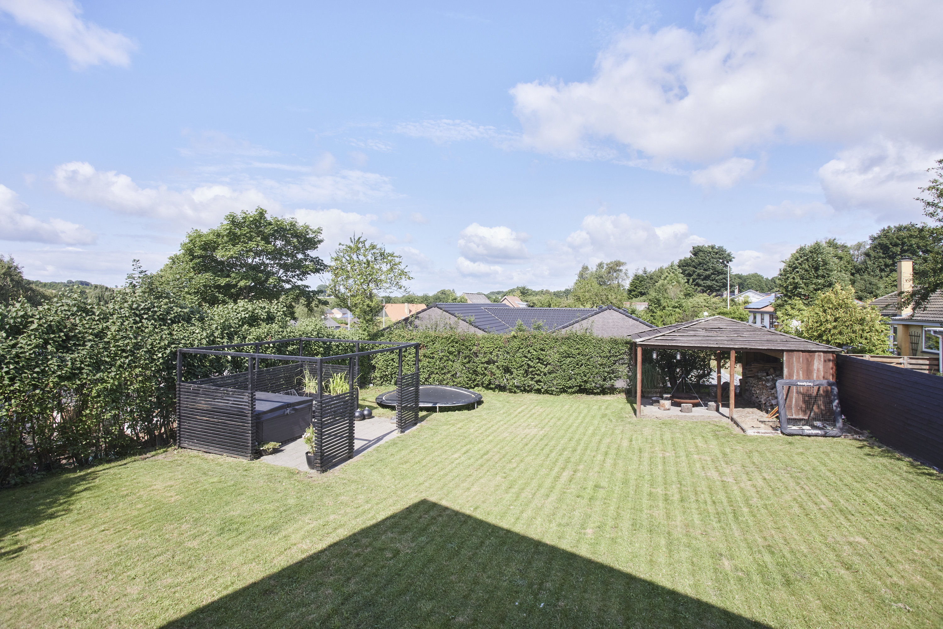 Fremhævet have billede i fuldskærmstilstand. Billede af Vroldvej 144, Vrold, 8660 Skanderborg