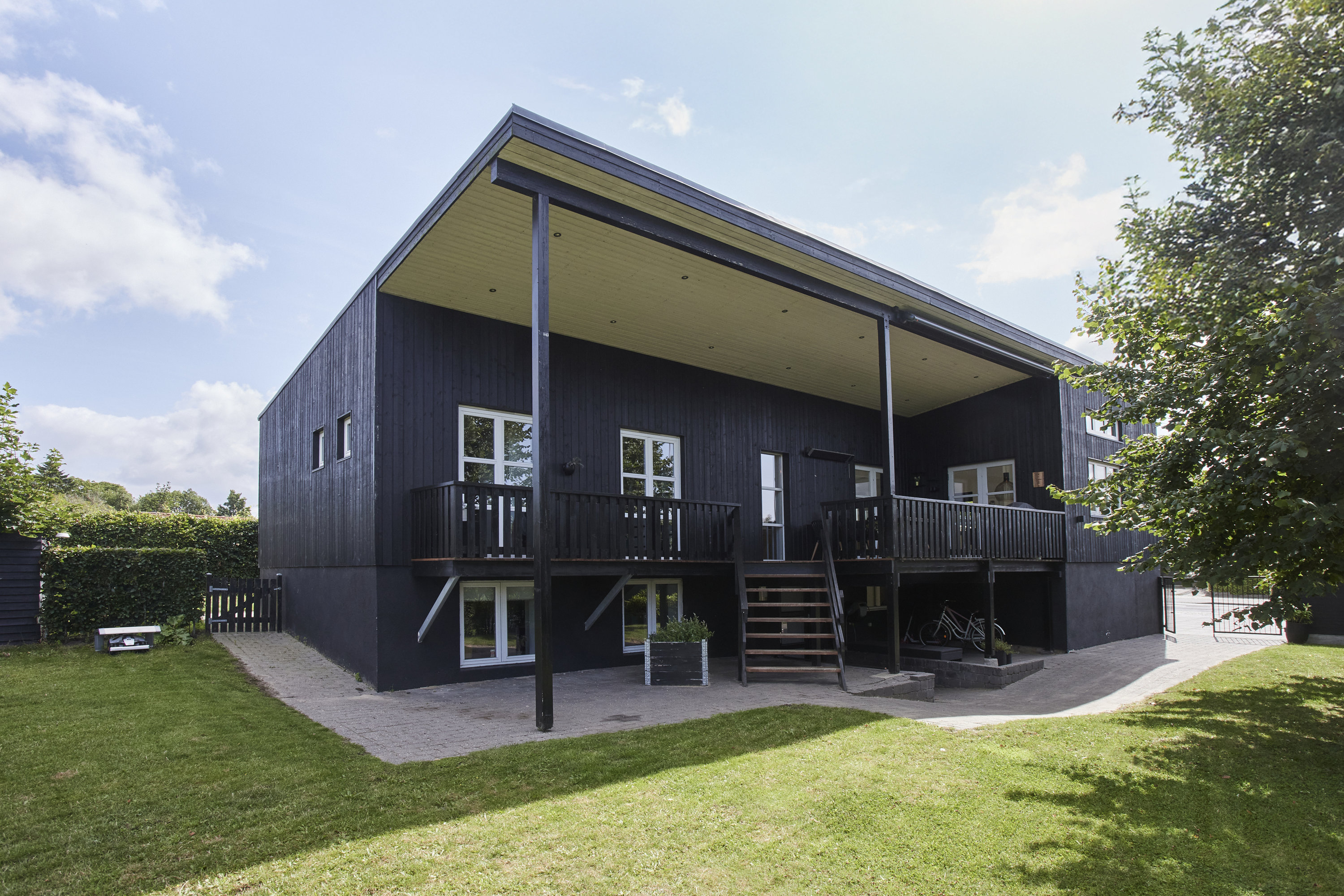 Miniaturebillede 1: ejendommen. Billede af Vroldvej 144, Vrold, 8660 Skanderborg