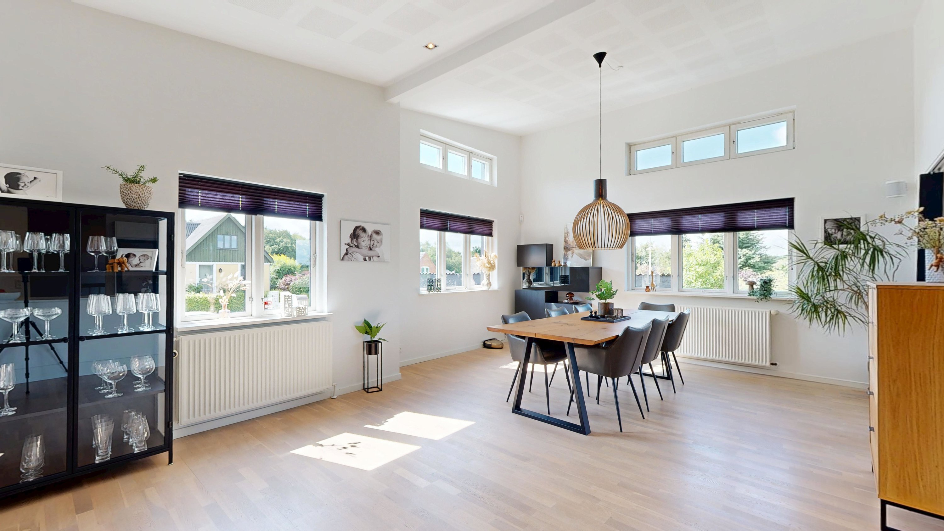 Fremhævet alrum billede i fuldskærmstilstand. Billede af Vroldvej 144, Vrold, 8660 Skanderborg