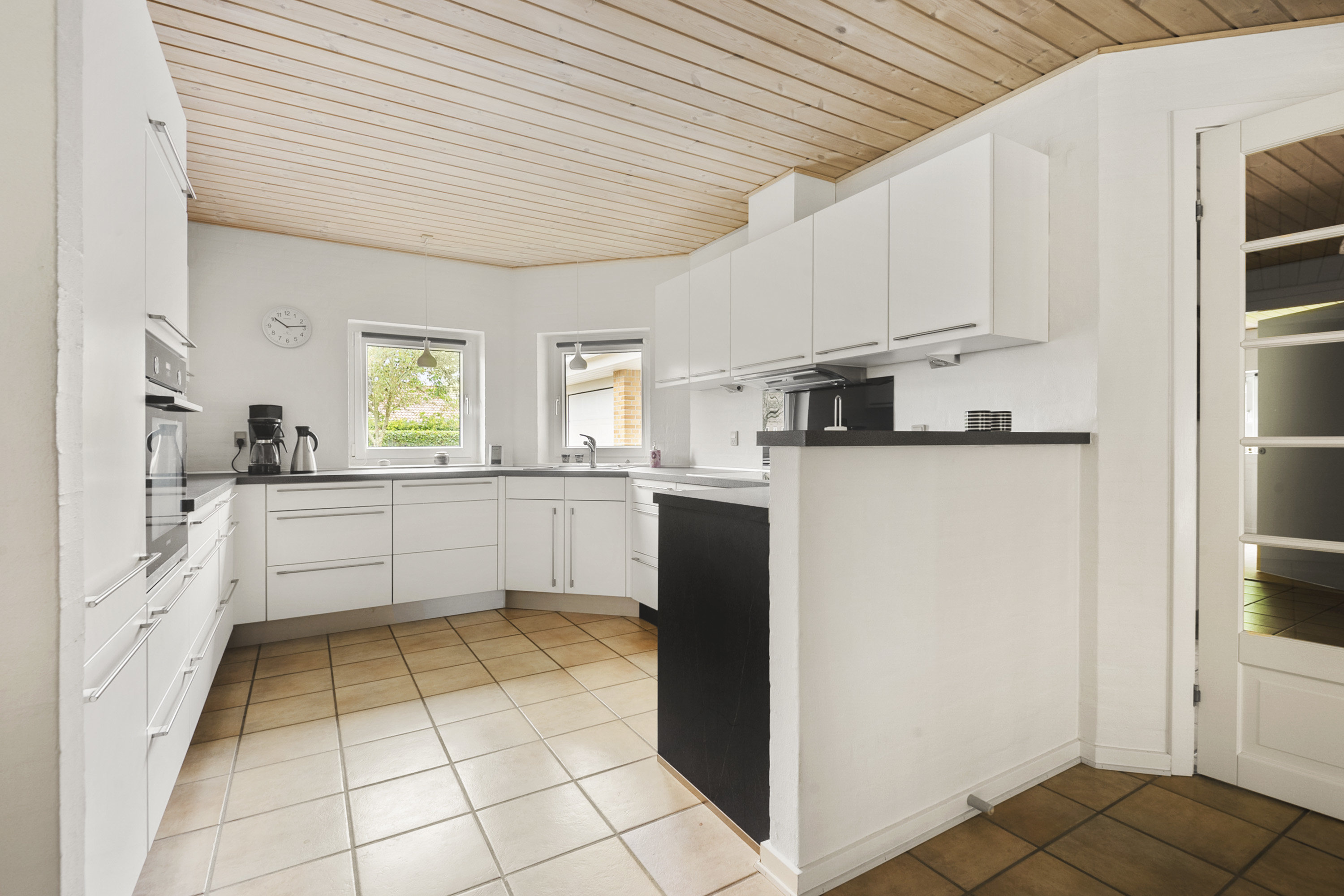 Fremhævet køkken billede i fuldskærmstilstand. Billede af Nørremarksvej 25, 6800 Varde