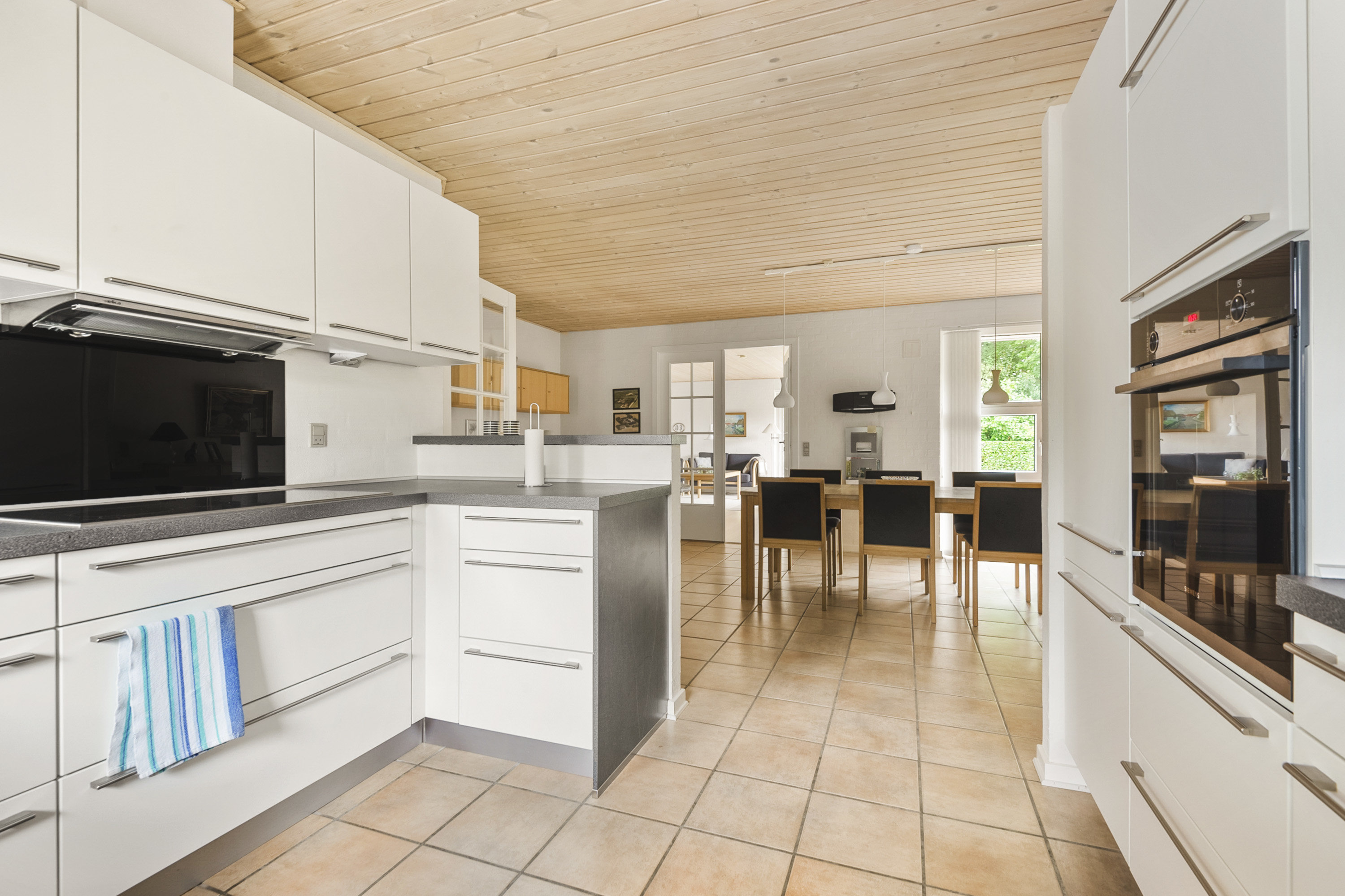 Fremhævet køkken billede i fuldskærmstilstand. Billede af Nørremarksvej 25, 6800 Varde