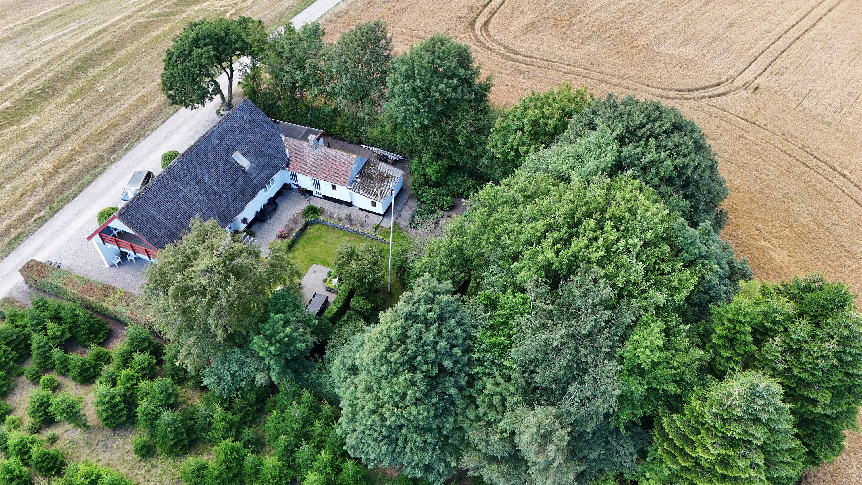 Fremhævet luftfoto billede i fuldskærmstilstand. Billede af Runevej 6, Ll Rørbæk, 9500 Hobro