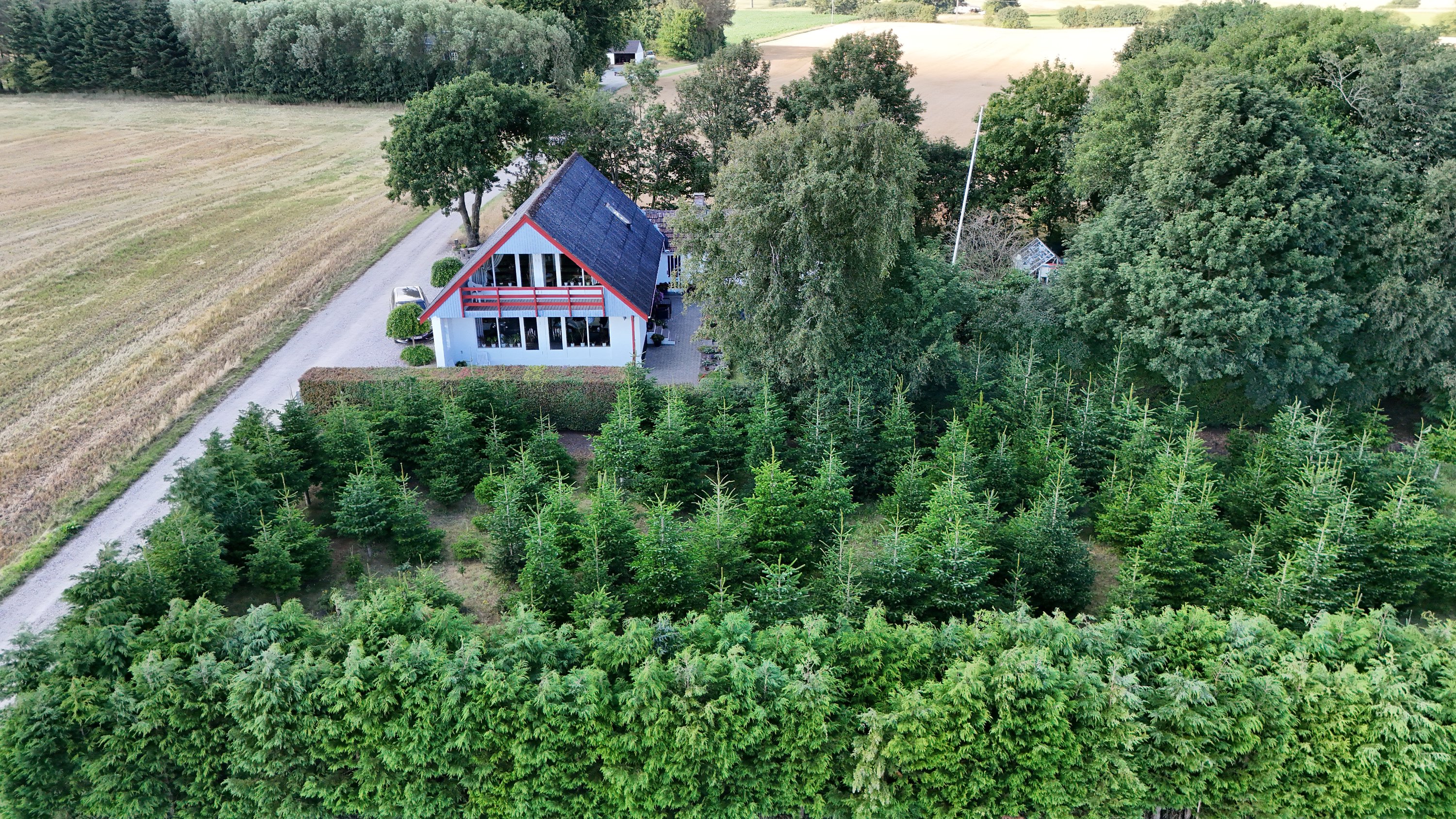 Fremhævet luftfoto billede i fuldskærmstilstand. Billede af Runevej 6, Ll Rørbæk, 9500 Hobro