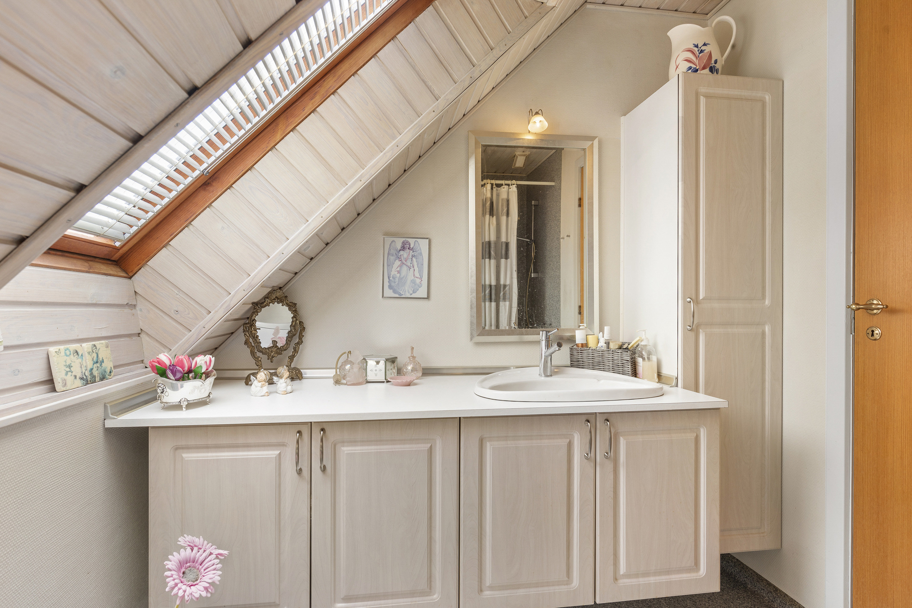 Fremhævet badeværelse billede i fuldskærmstilstand. Billede af Rolighedsvej 5, 9600 Aars