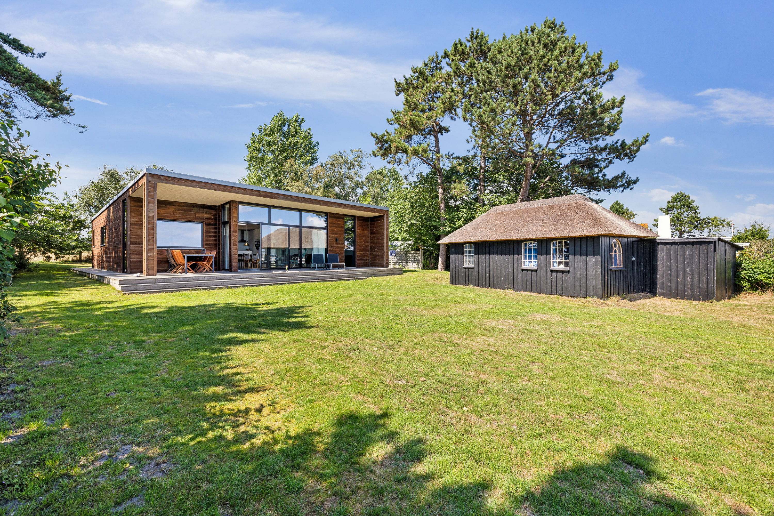 Fremhævet ejendom 1 billede i fuldskærmstilstand. Billede af Bogenshovedvej 7, Bogens Strand, 8400 Ebeltoft