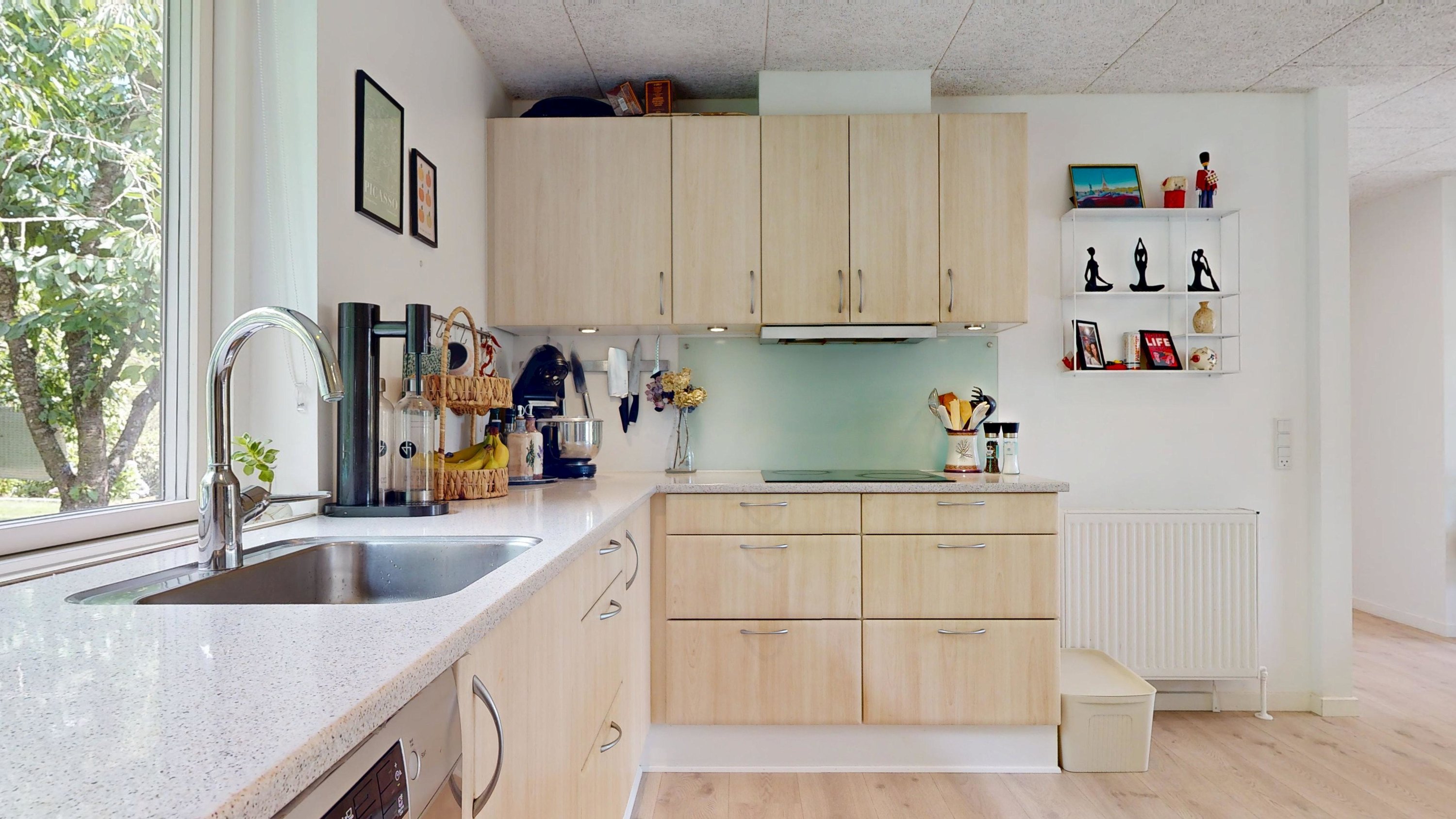 Fremhævet køkken billede i fuldskærmstilstand. Billede af Højmarkstoften 13, 8600 Silkeborg