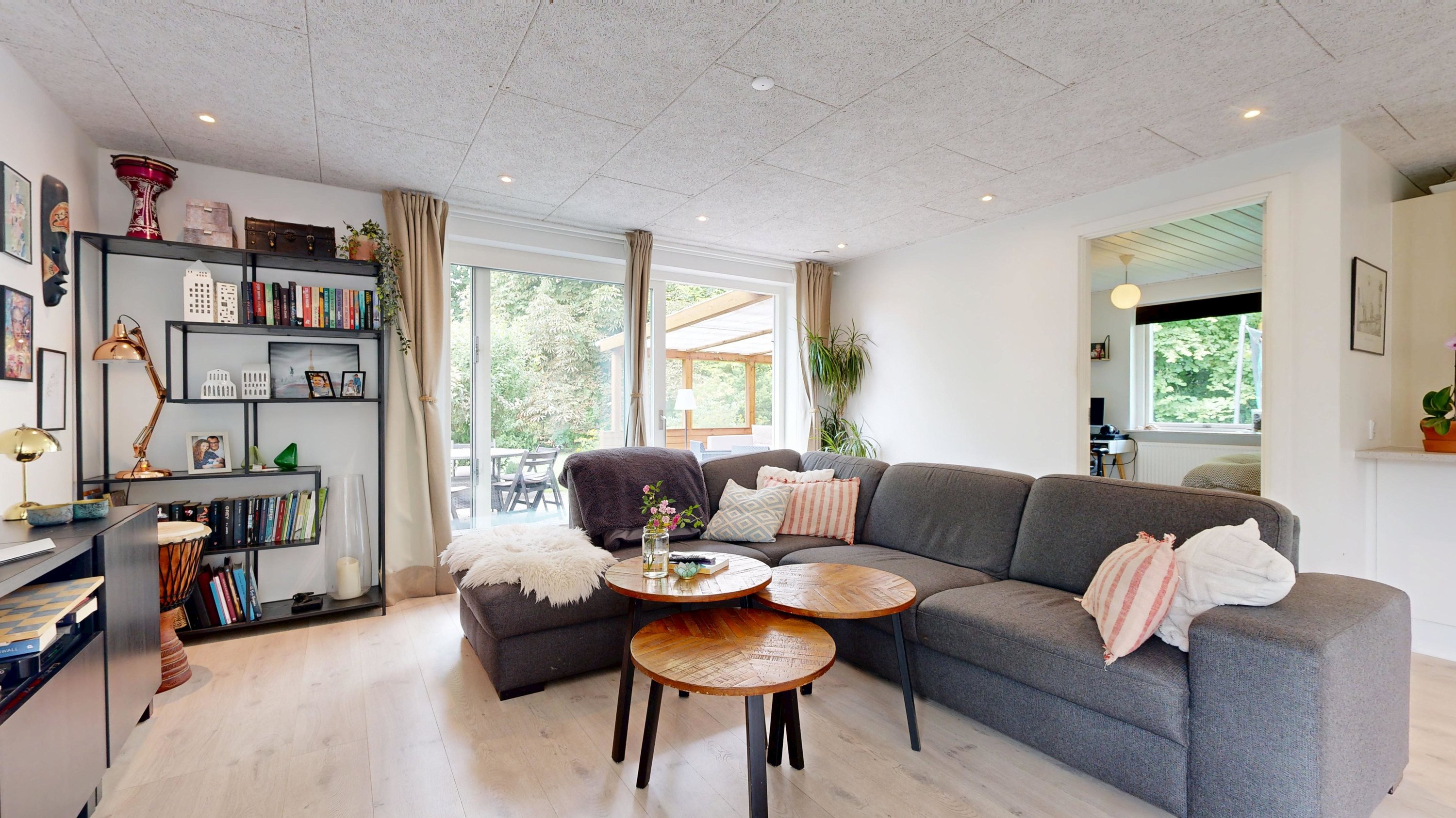 Fremhævet stue billede i fuldskærmstilstand. Billede af Højmarkstoften 13, 8600 Silkeborg