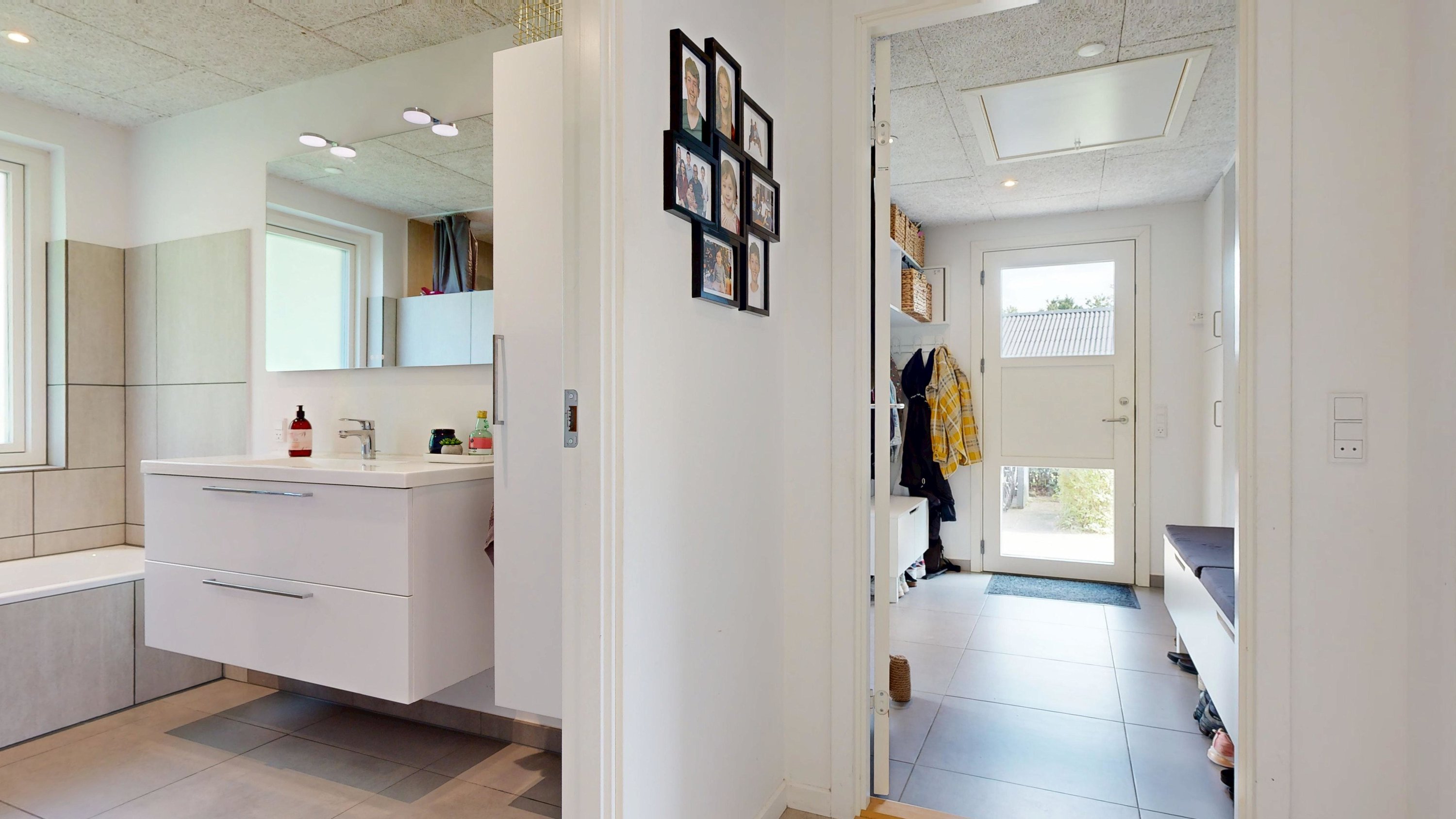 Fremhævet badeværelse billede i fuldskærmstilstand. Billede af Højmarkstoften 13, 8600 Silkeborg