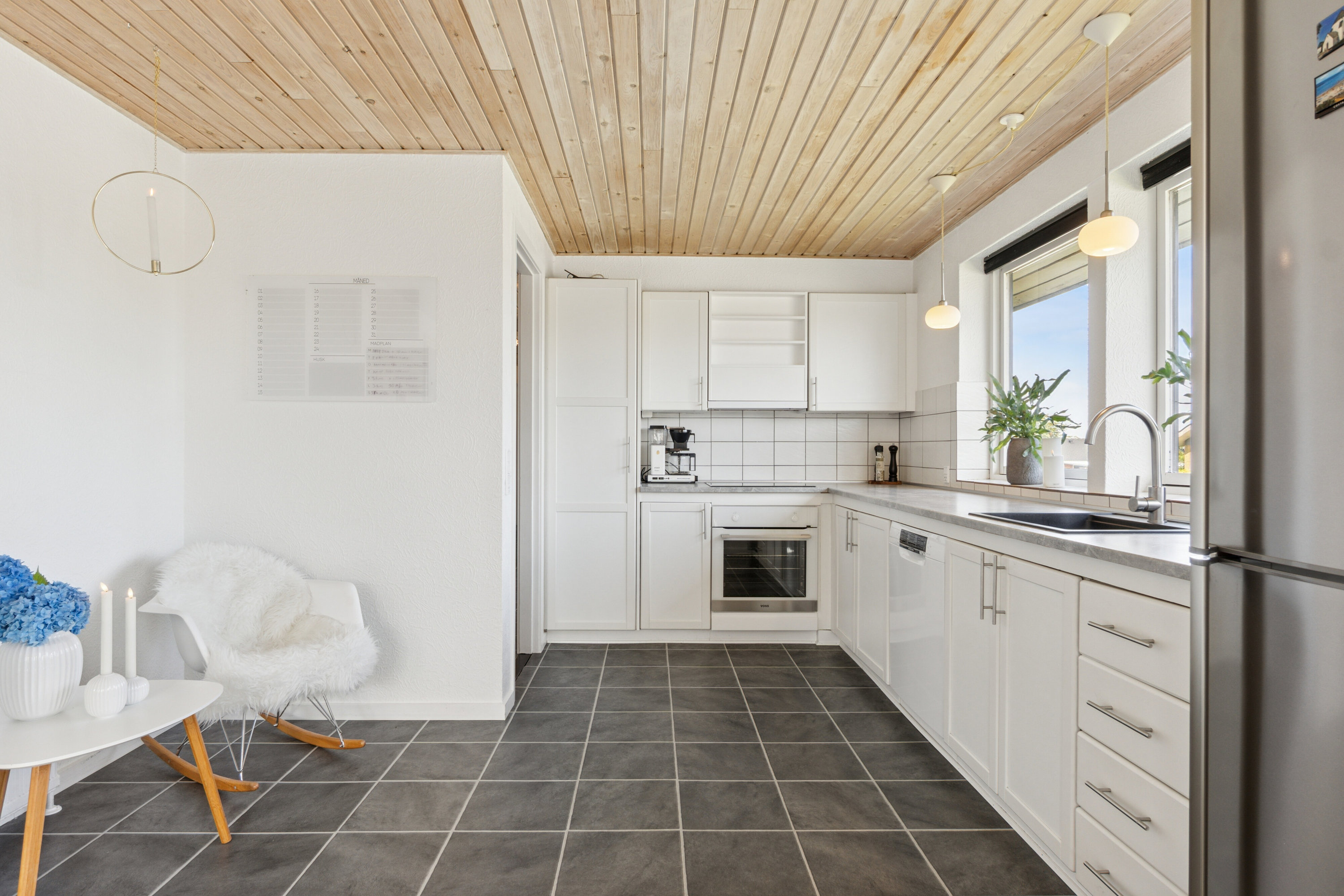 Fremhævet køkken billede i fuldskærmstilstand. Billede af Fasanvej 11, Hvidbjerg, 7790 Thyholm