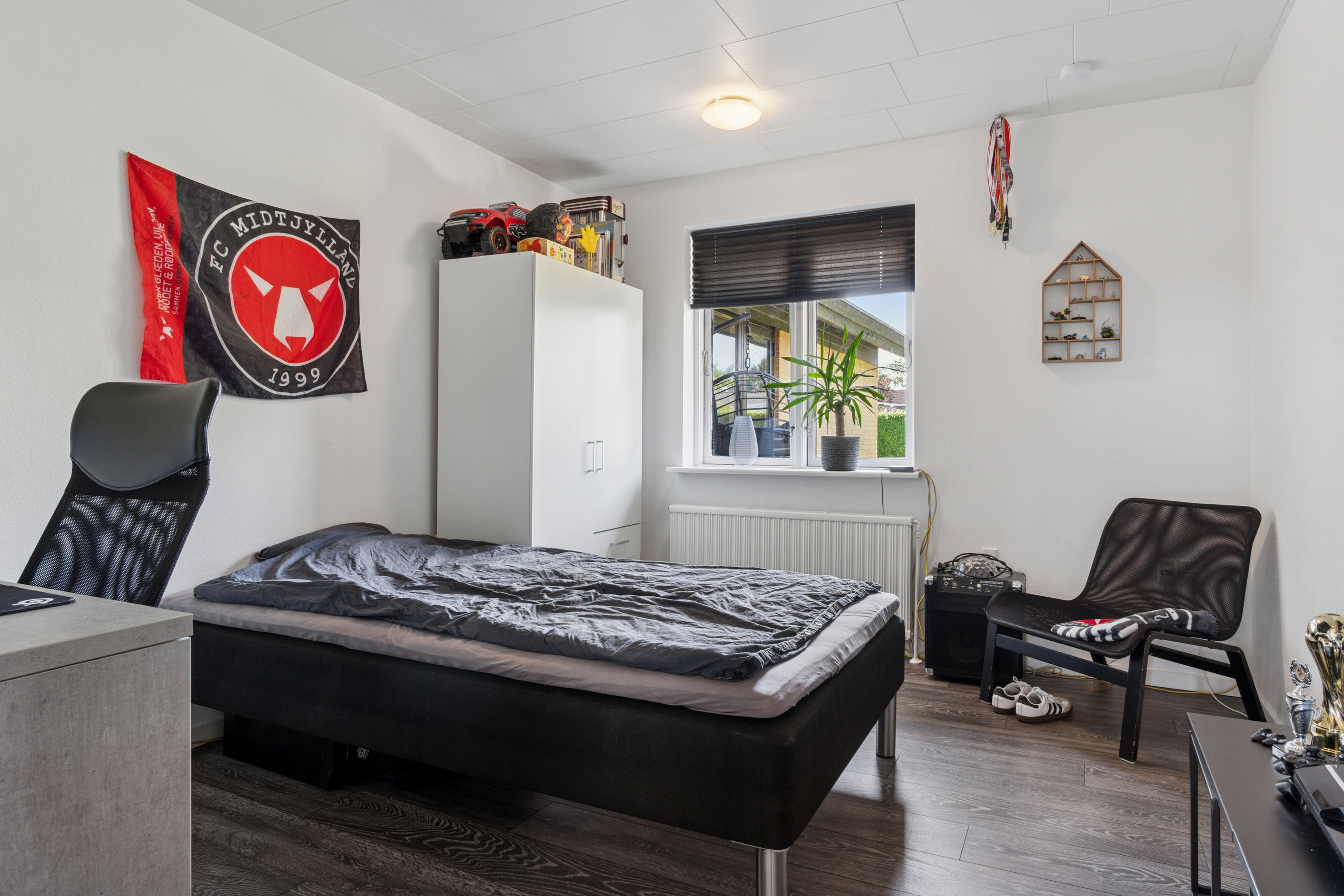 Fremhævet soveværelse billede i fuldskærmstilstand. Billede af Fasanvej 11, Hvidbjerg, 7790 Thyholm