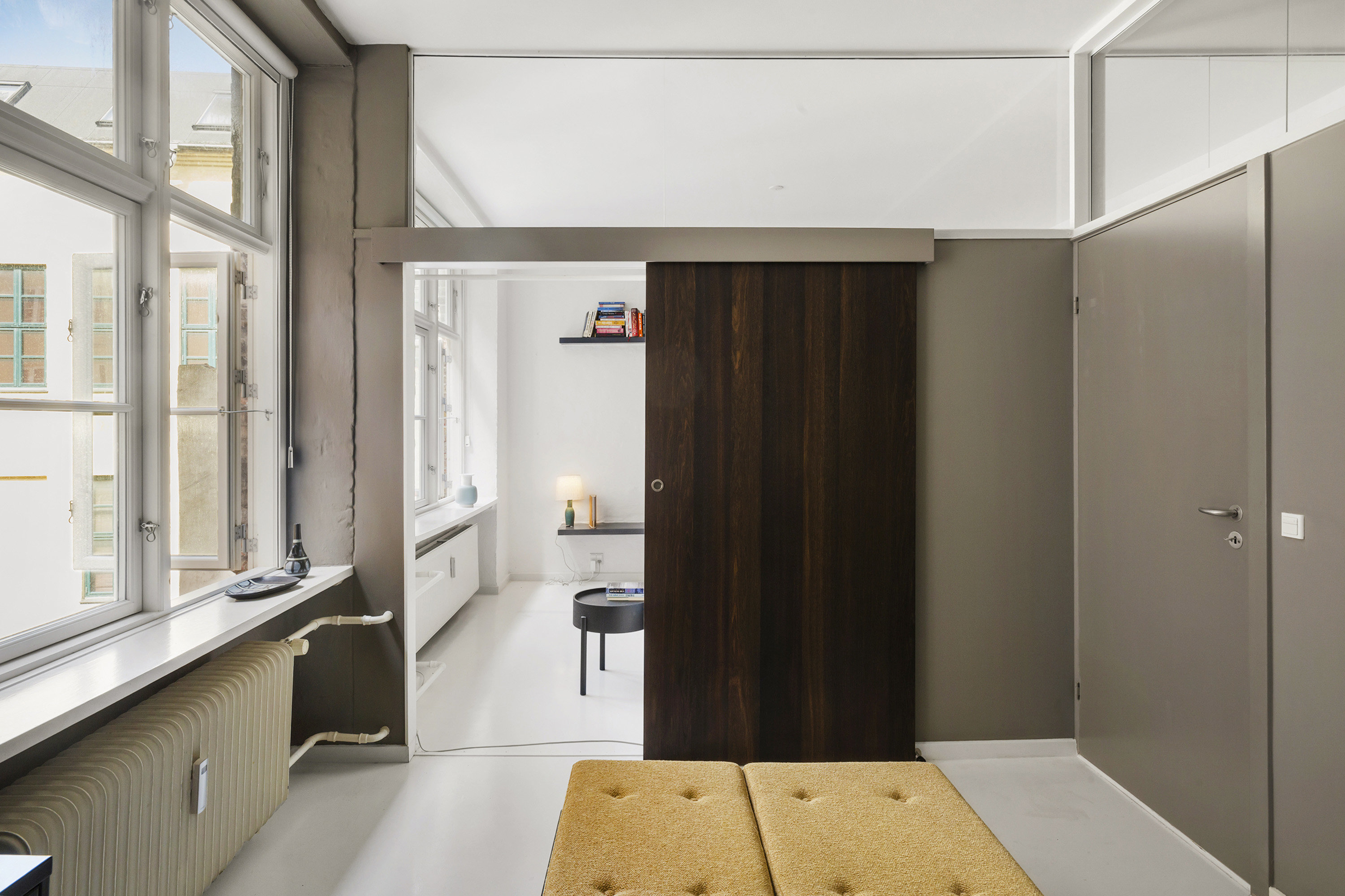 Fremhævet værelse billede i fuldskærmstilstand. Billede af Larsbjørnsstræde 7A, 2., 1454 København K