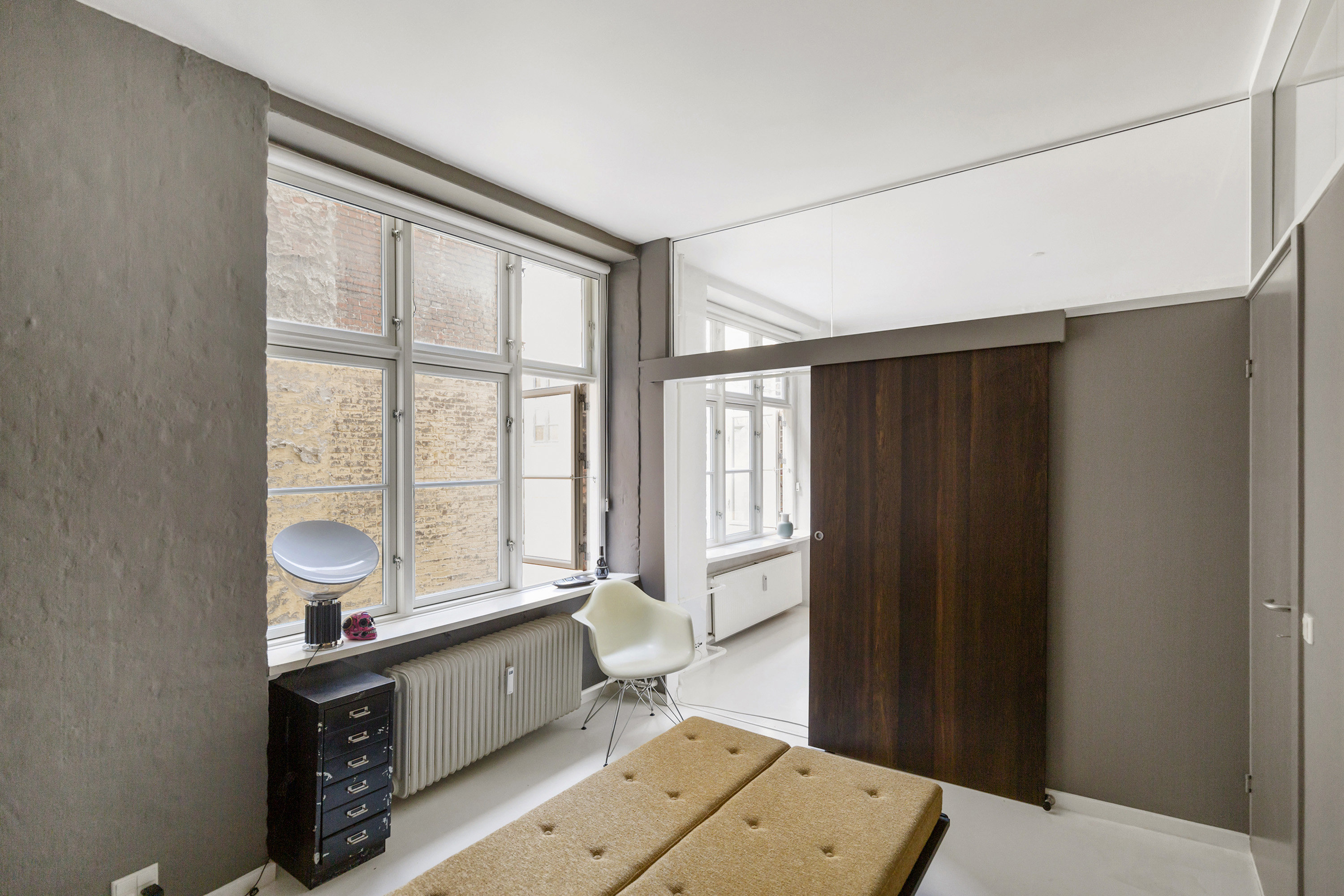 Fremhævet værelse billede i fuldskærmstilstand. Billede af Larsbjørnsstræde 7A, 2., 1454 København K