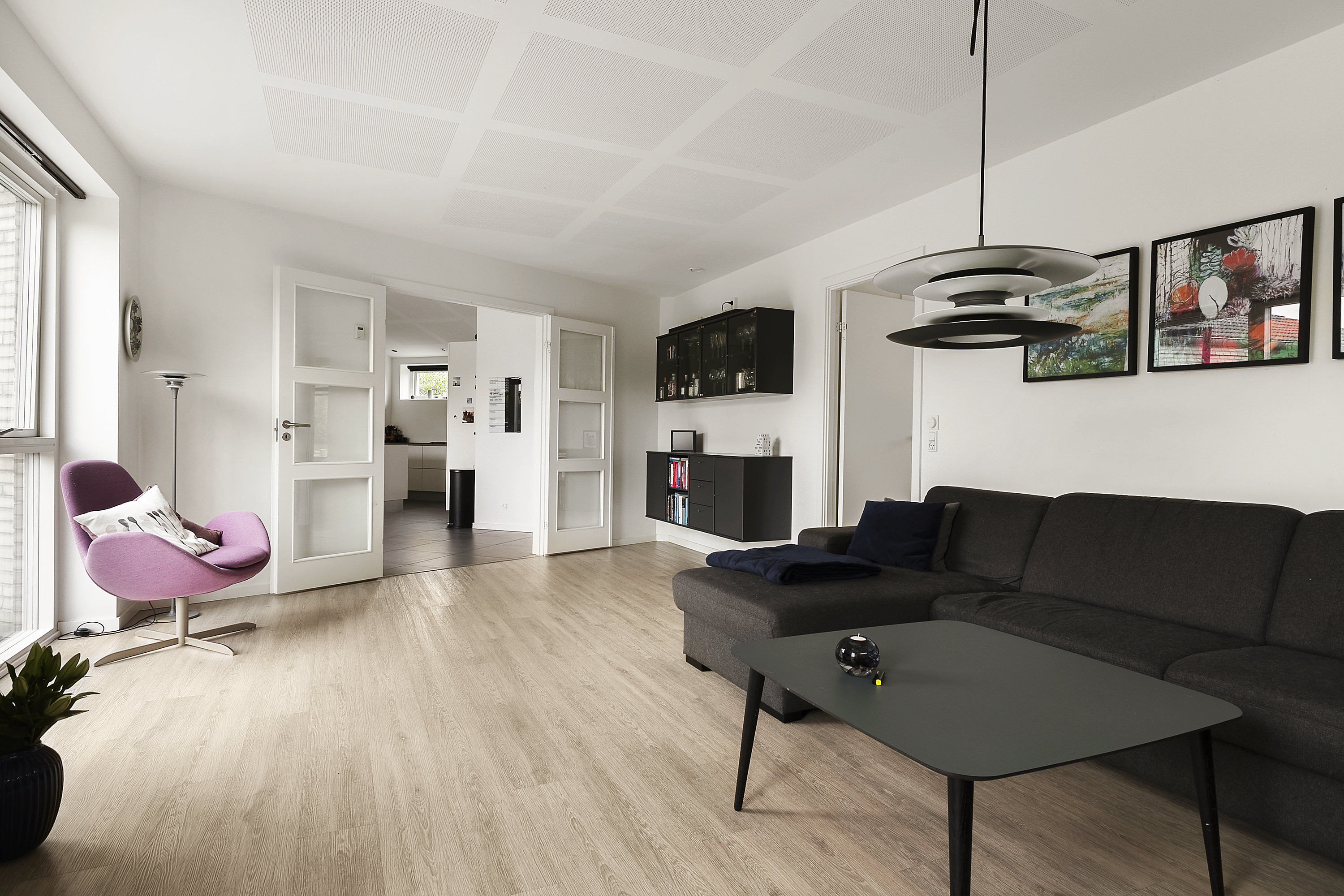 Fremhævet stue billede i fuldskærmstilstand. Billede af Nørregårds Alle 16, 8362 Hørning