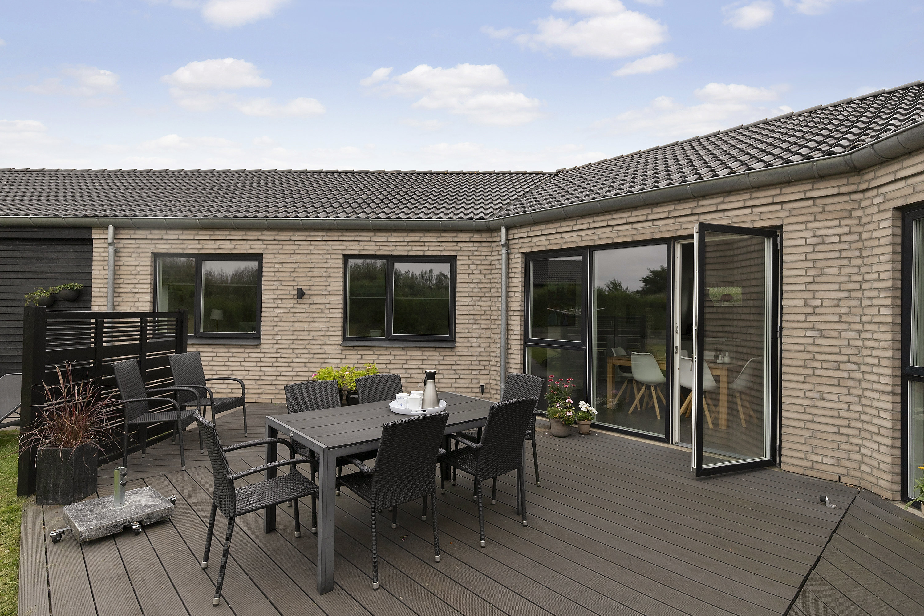 Fremhævet ejendommen billede i fuldskærmstilstand. Billede af Nørregårds Alle 16, 8362 Hørning