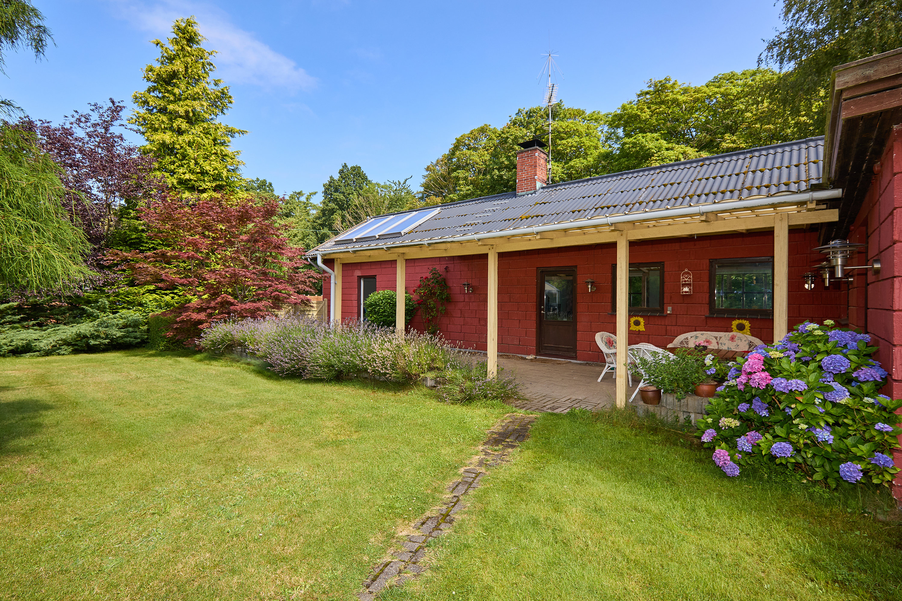 Fremhævet  billede i fuldskærmstilstand. Billede af Munkerup Strandvej 83, 3120 Dronningmølle