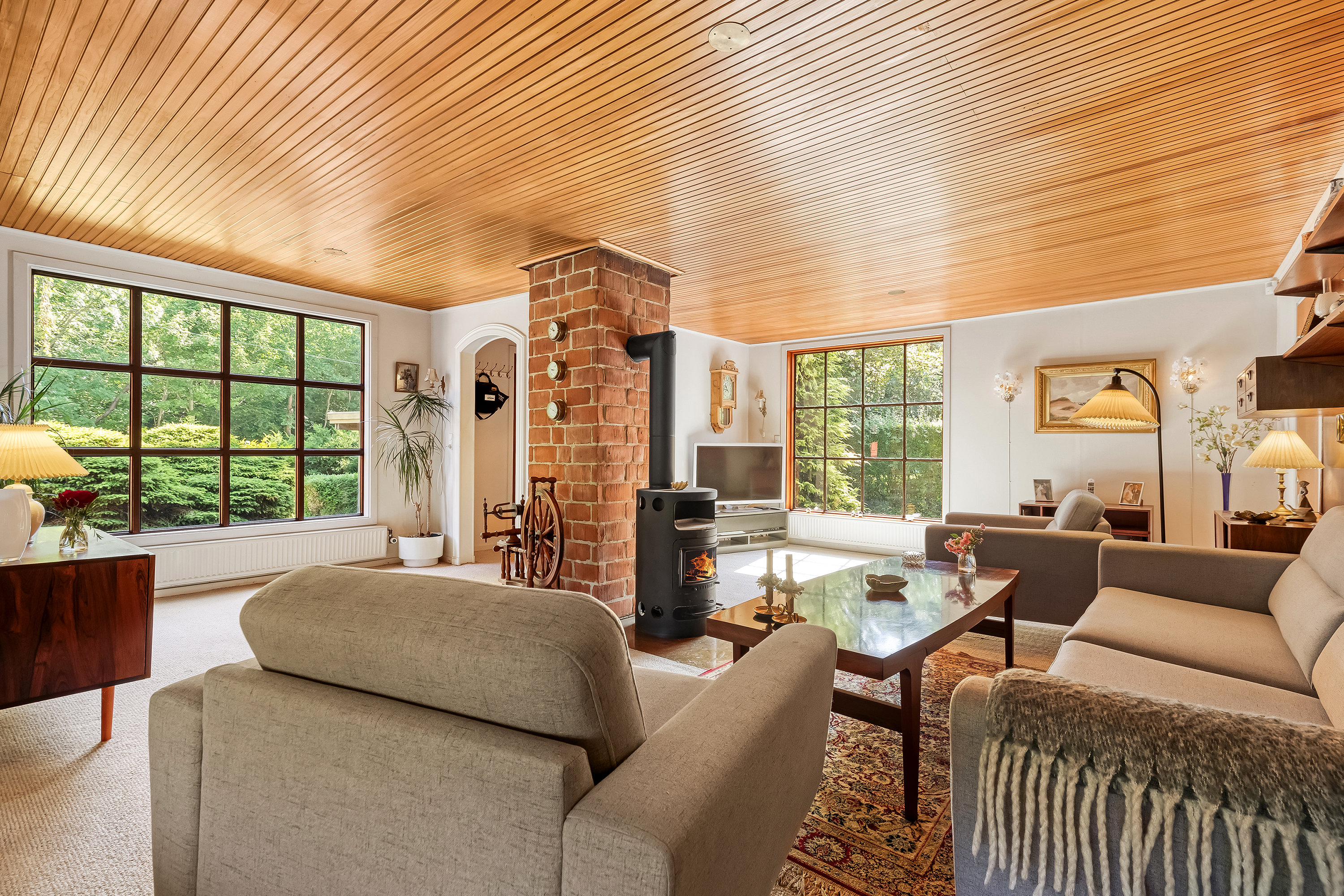 Fremhævet  billede i fuldskærmstilstand. Billede af Munkerup Strandvej 83, 3120 Dronningmølle