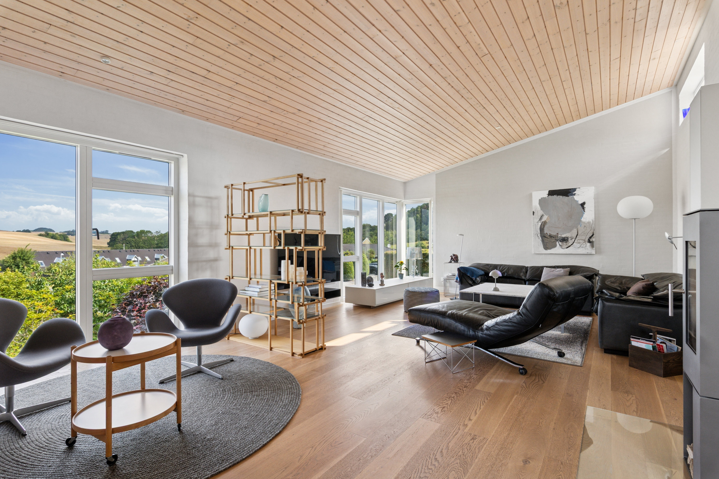 Fremhævet stue billede i fuldskærmstilstand. Billede af Moesbakken 60, 8410 Rønde