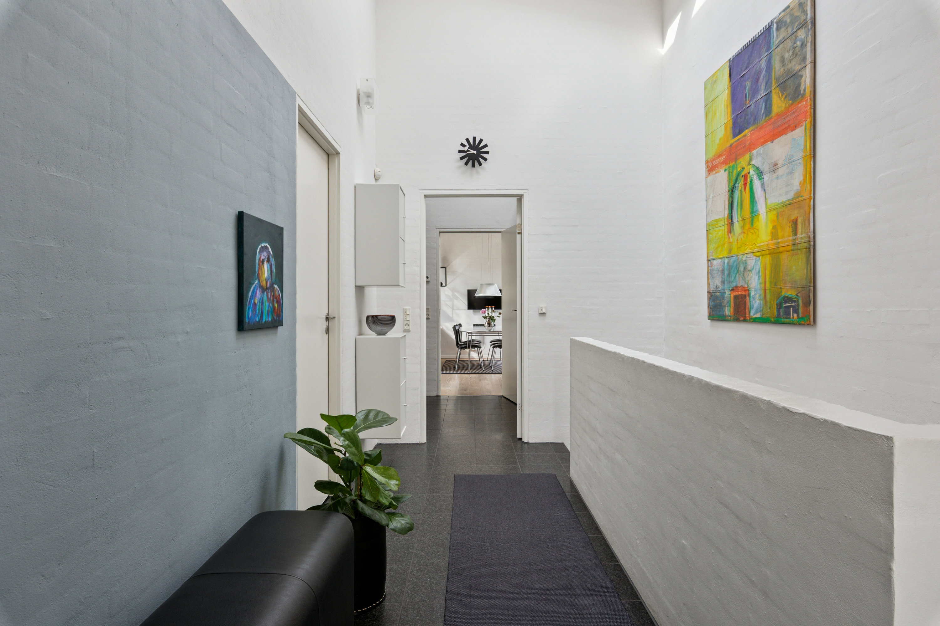 Fremhævet gang billede i fuldskærmstilstand. Billede af Moesbakken 60, 8410 Rønde