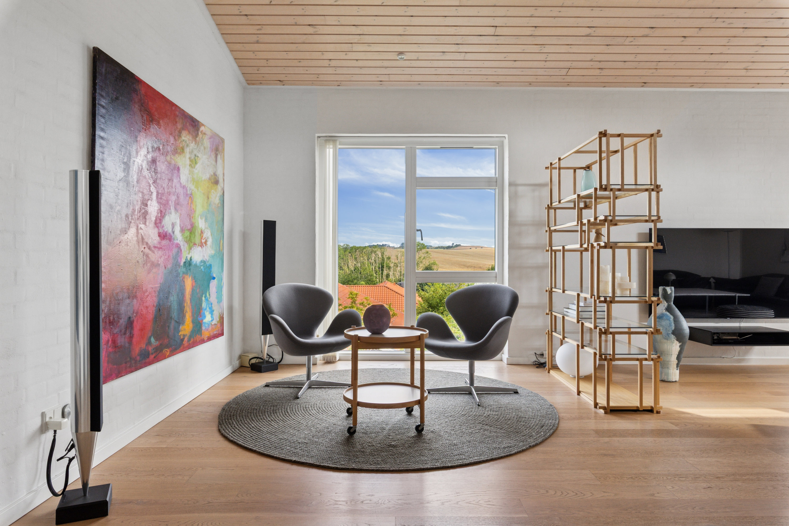 Fremhævet stue billede i fuldskærmstilstand. Billede af Moesbakken 60, 8410 Rønde