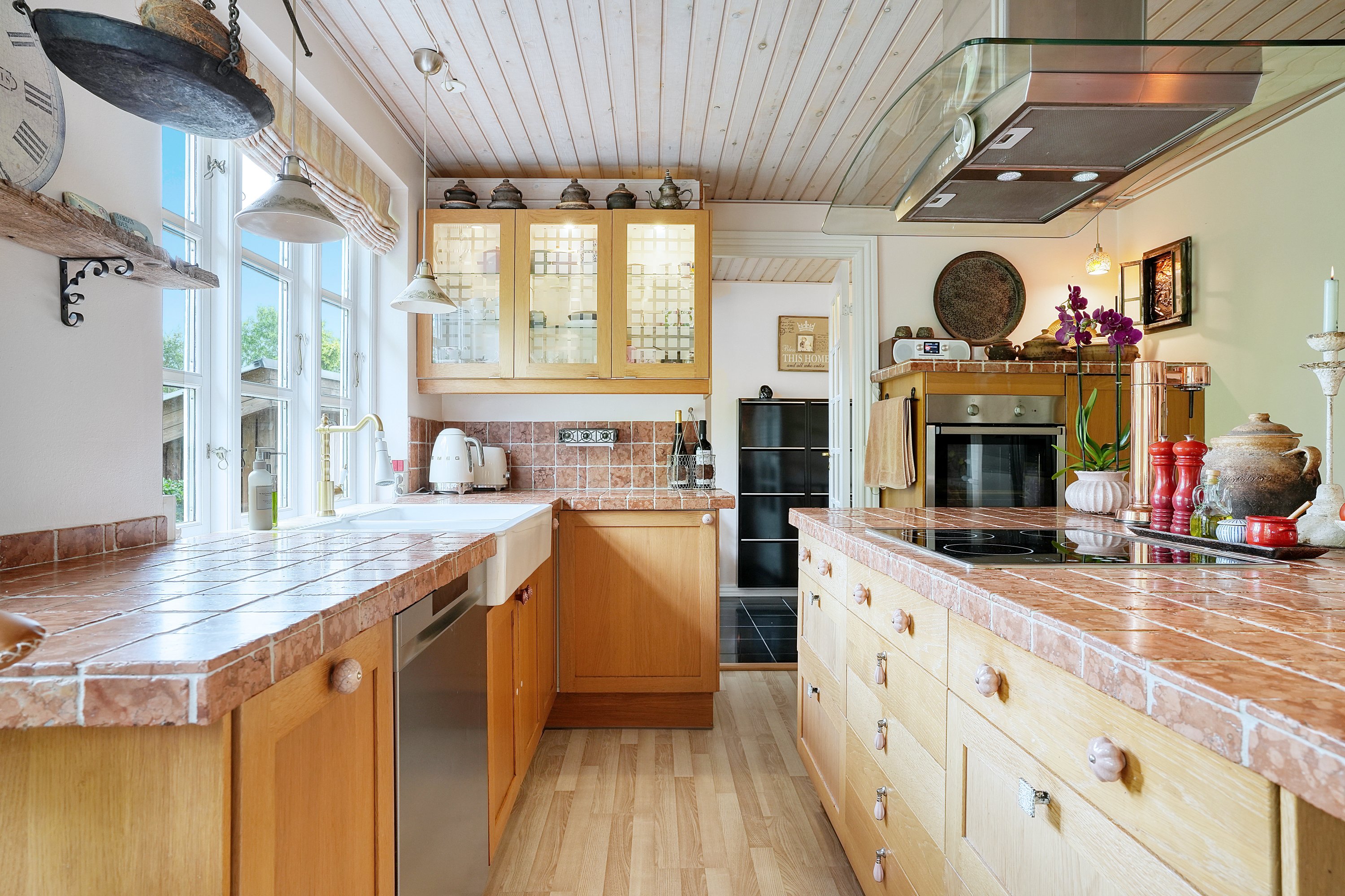 Fremhævet køkken billede i fuldskærmstilstand. Billede af Herthavej 16, 4300 Holbæk