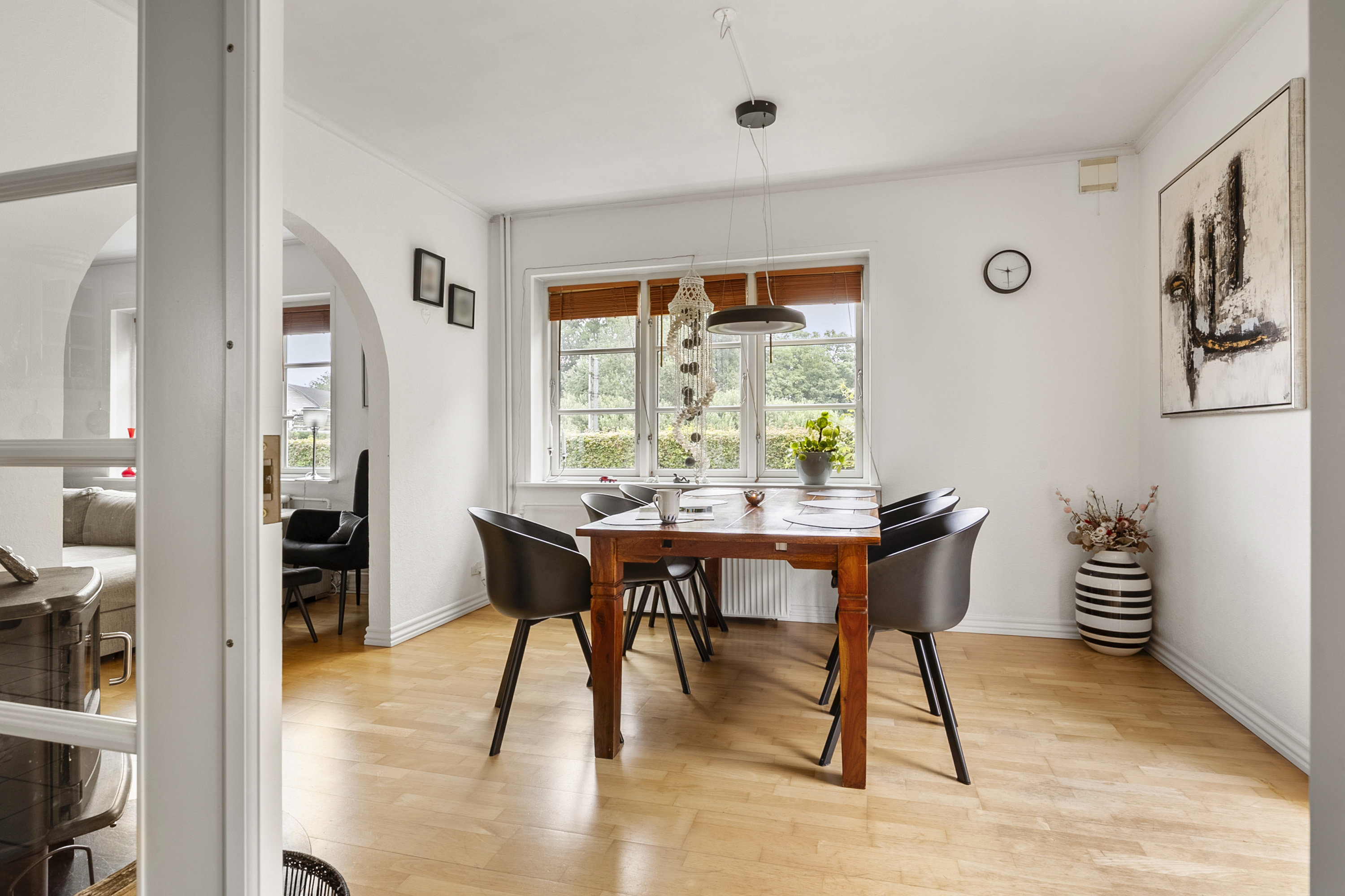 Fremhævet spisestue billede i fuldskærmstilstand. Billede af Bladknæk 26, Lundsbjerg, 6200 Aabenraa