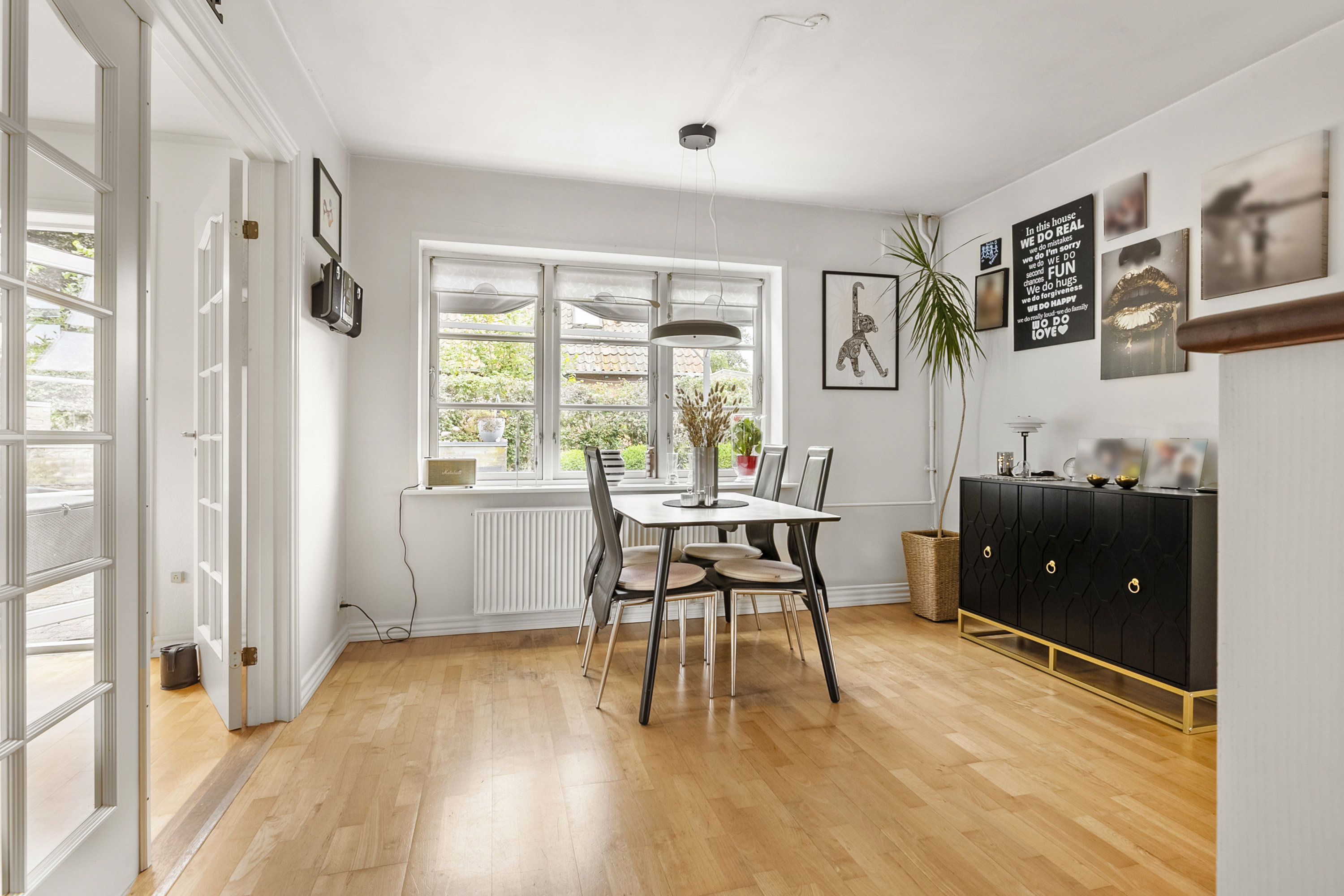 Fremhævet spisestue billede i fuldskærmstilstand. Billede af Bladknæk 26, Lundsbjerg, 6200 Aabenraa