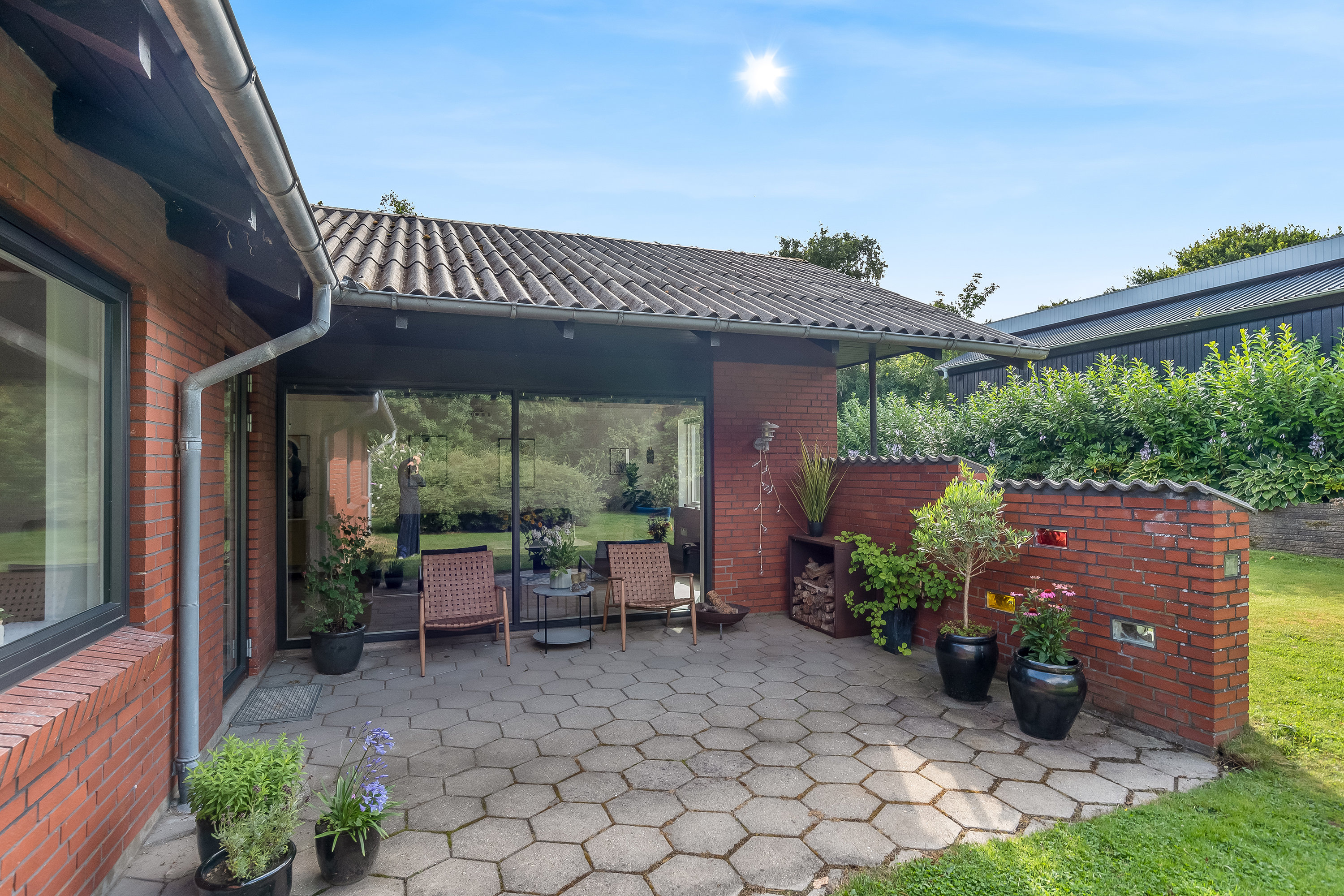 Fremhævet terrasse billede i fuldskærmstilstand. Billede af Nylund 61, Nørlem, 7620 Lemvig