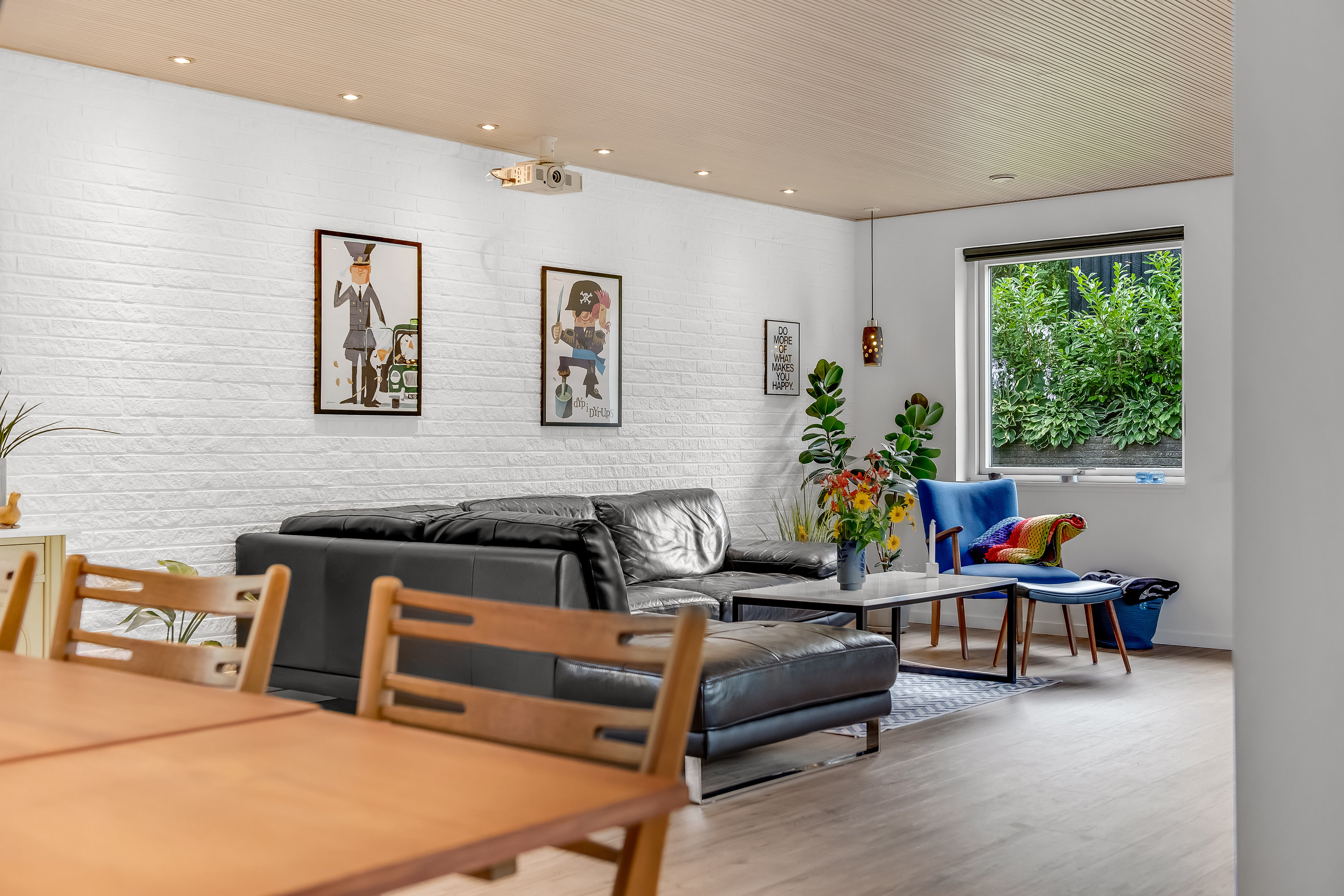 Fremhævet stue billede i fuldskærmstilstand. Billede af Nylund 61, Nørlem, 7620 Lemvig