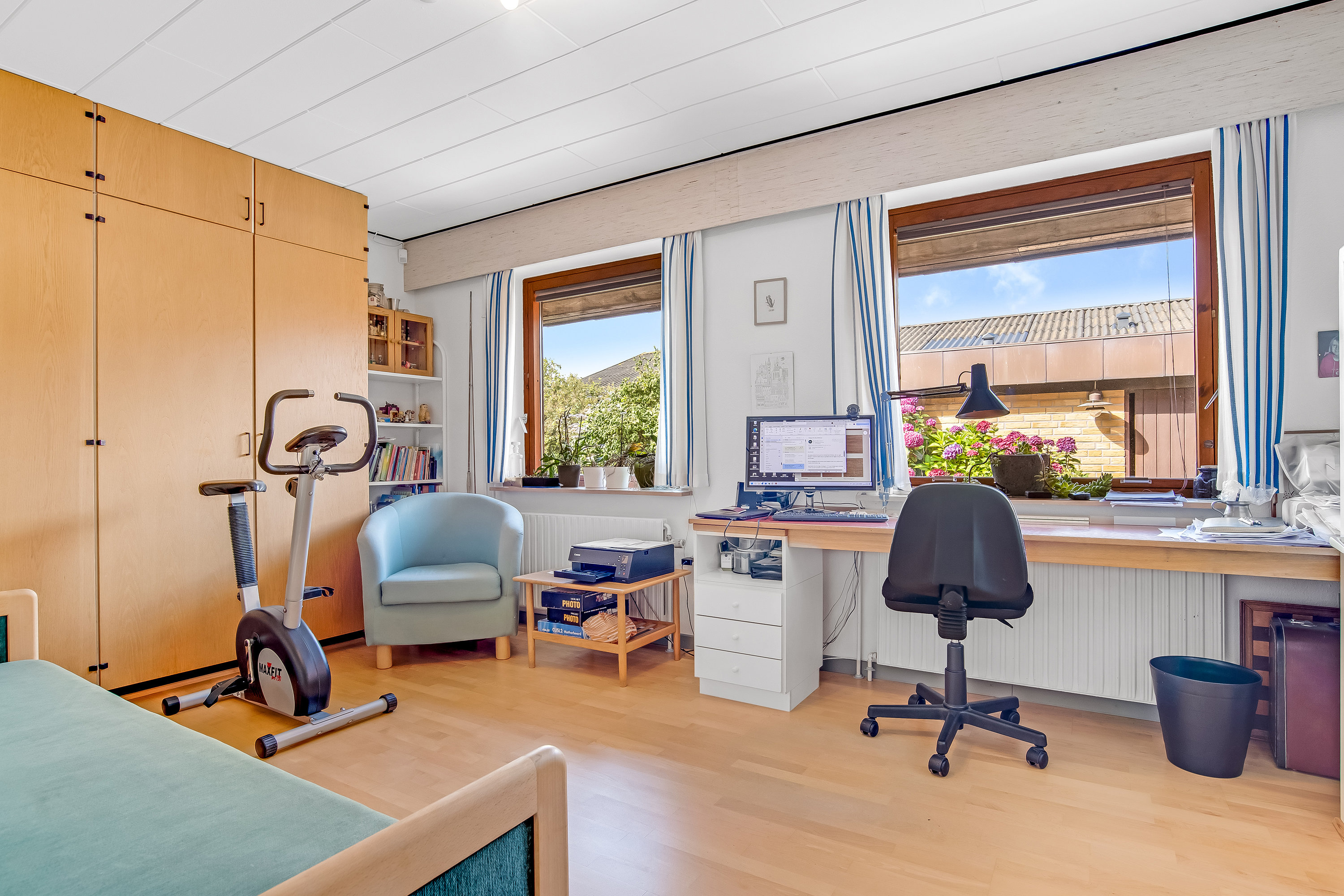 Fremhævet værelse billede i fuldskærmstilstand. Billede af Nis Petersens Vej 22, 7620 Lemvig