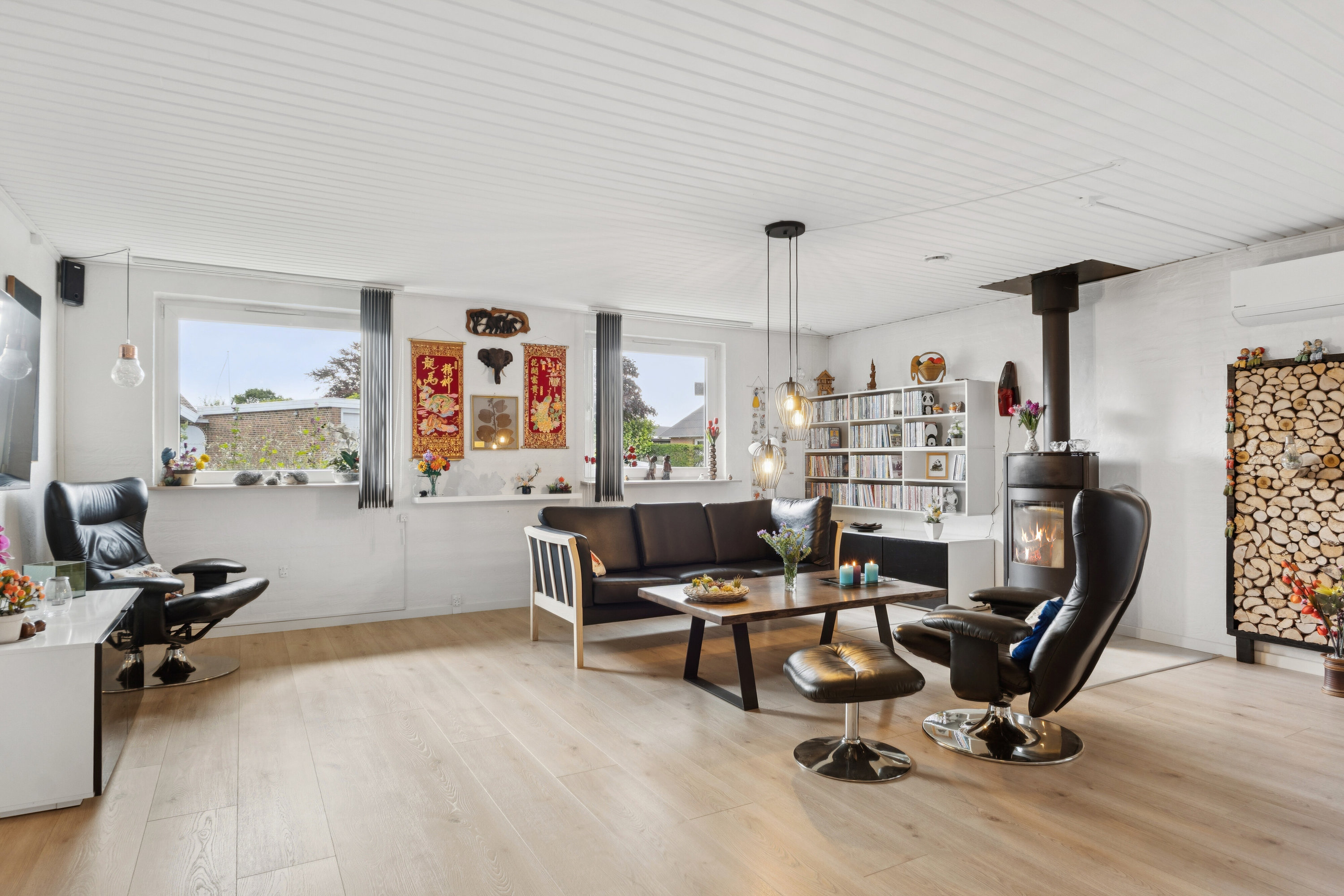 Fremhævet stue billede i fuldskærmstilstand. Billede af Poul Gerness Vej 2, 7430 Ikast