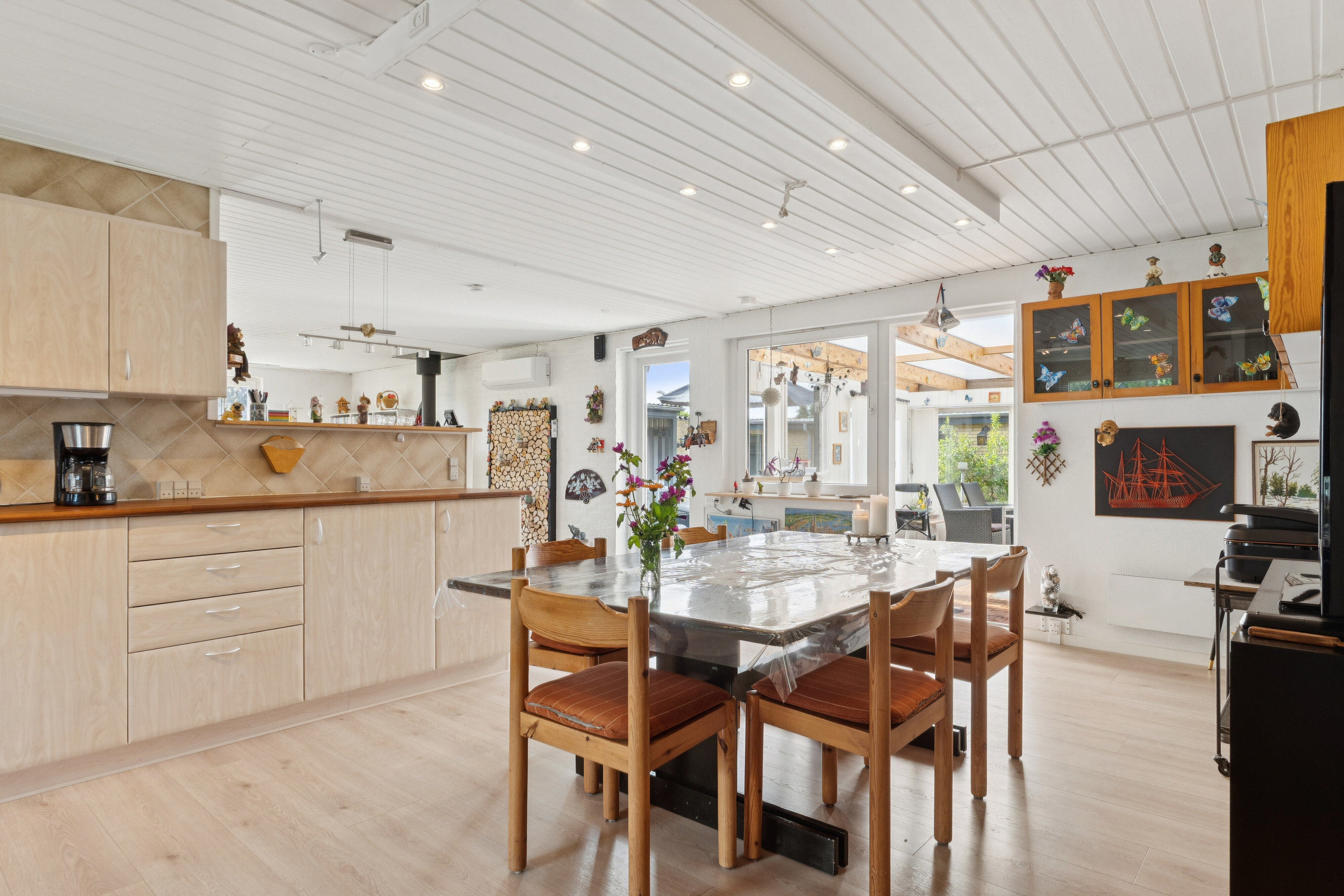 Fremhævet spisestue billede i fuldskærmstilstand. Billede af Poul Gerness Vej 2, 7430 Ikast