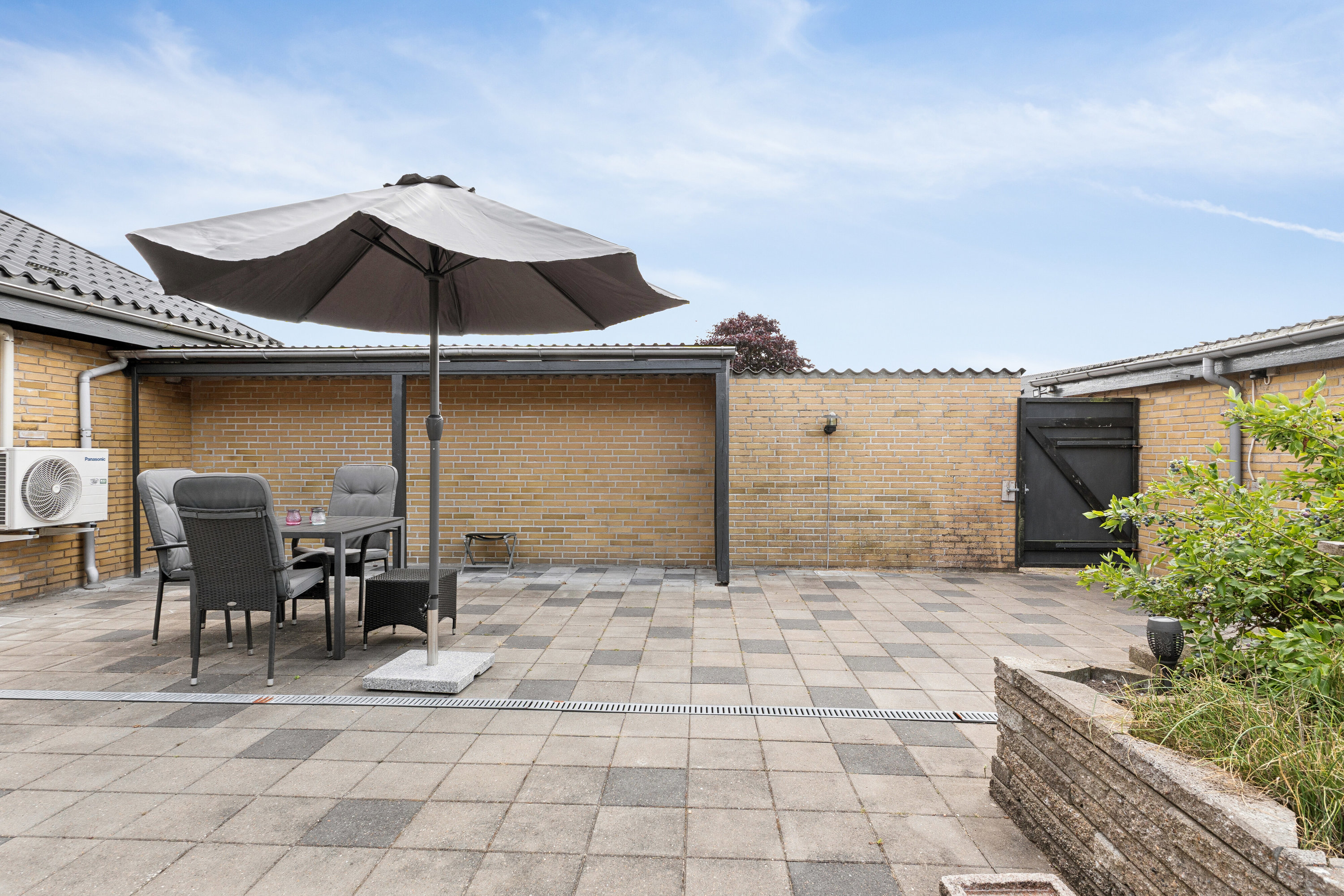 Fremhævet terrasse billede i fuldskærmstilstand. Billede af Poul Gerness Vej 2, 7430 Ikast