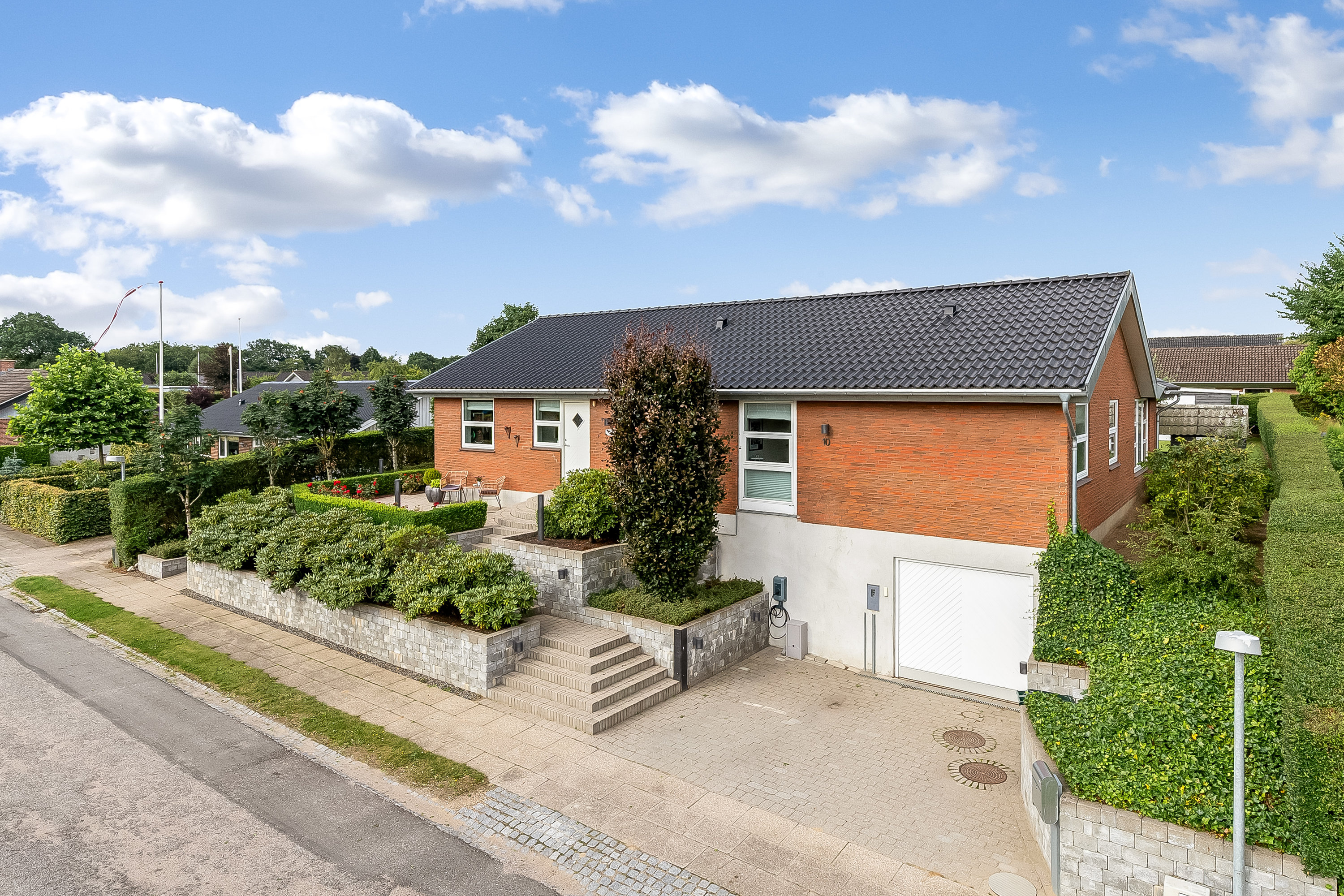 Fremhævet mastefoto billede i fuldskærmstilstand. Billede af Højvang Nord 10, 6580 Vamdrup