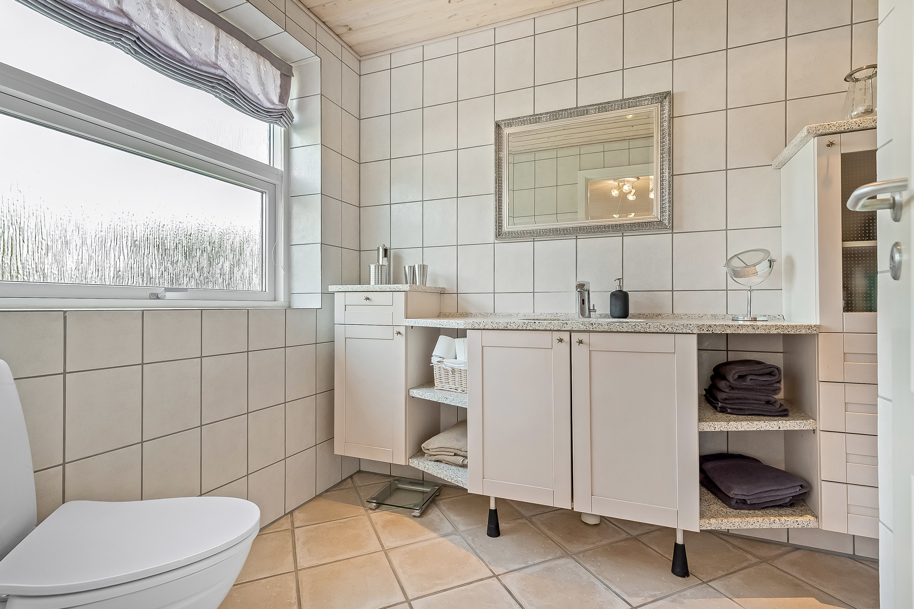 Fremhævet badeværelse billede i fuldskærmstilstand. Billede af Højvang Nord 10, 6580 Vamdrup