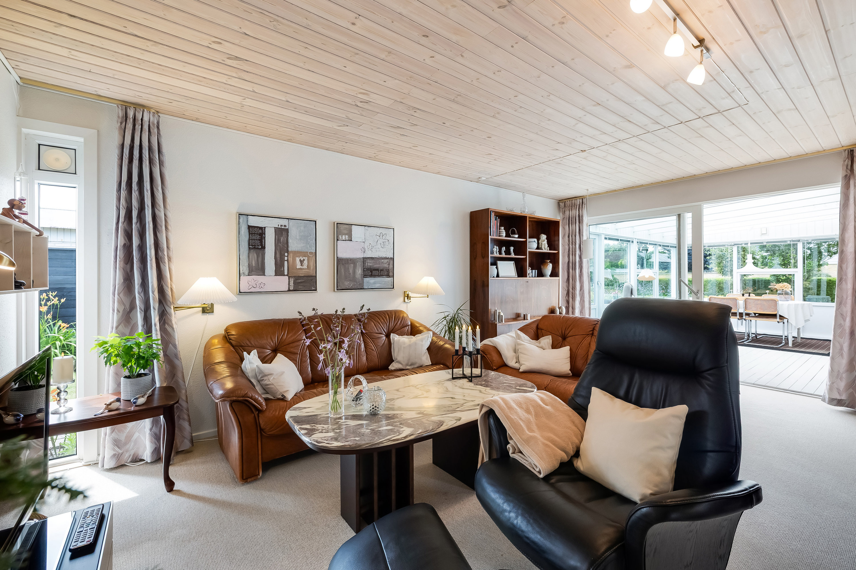 Fremhævet stue billede i fuldskærmstilstand. Billede af Pilevej 19, 6880 Tarm