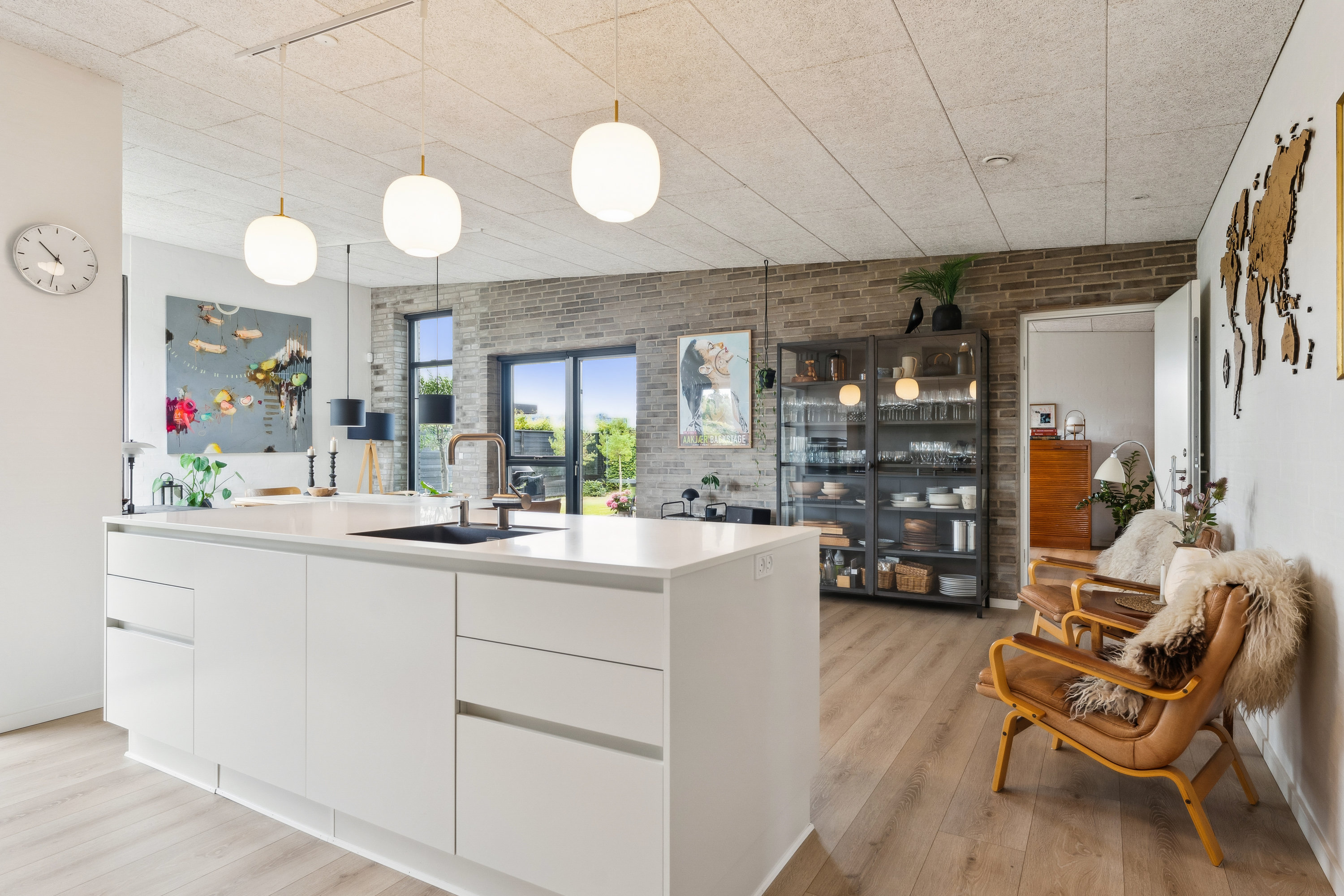 Fremhævet køkken billede i fuldskærmstilstand. Billede af Mælkebøttevej 1, 8250 Egå