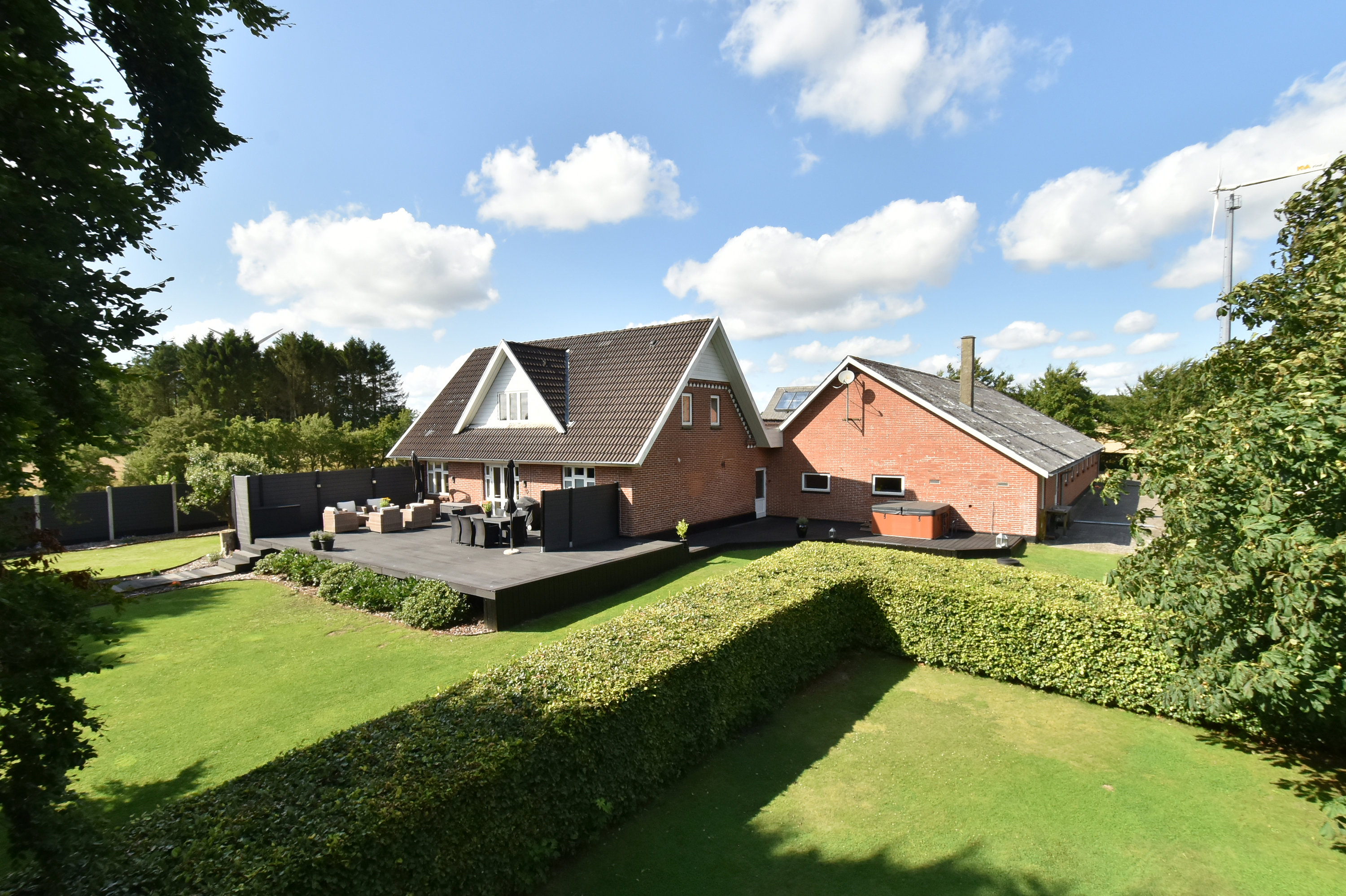 Fremhævet ejendommen billede i fuldskærmstilstand. Billede af Vardevej 125, 6933 Kibæk