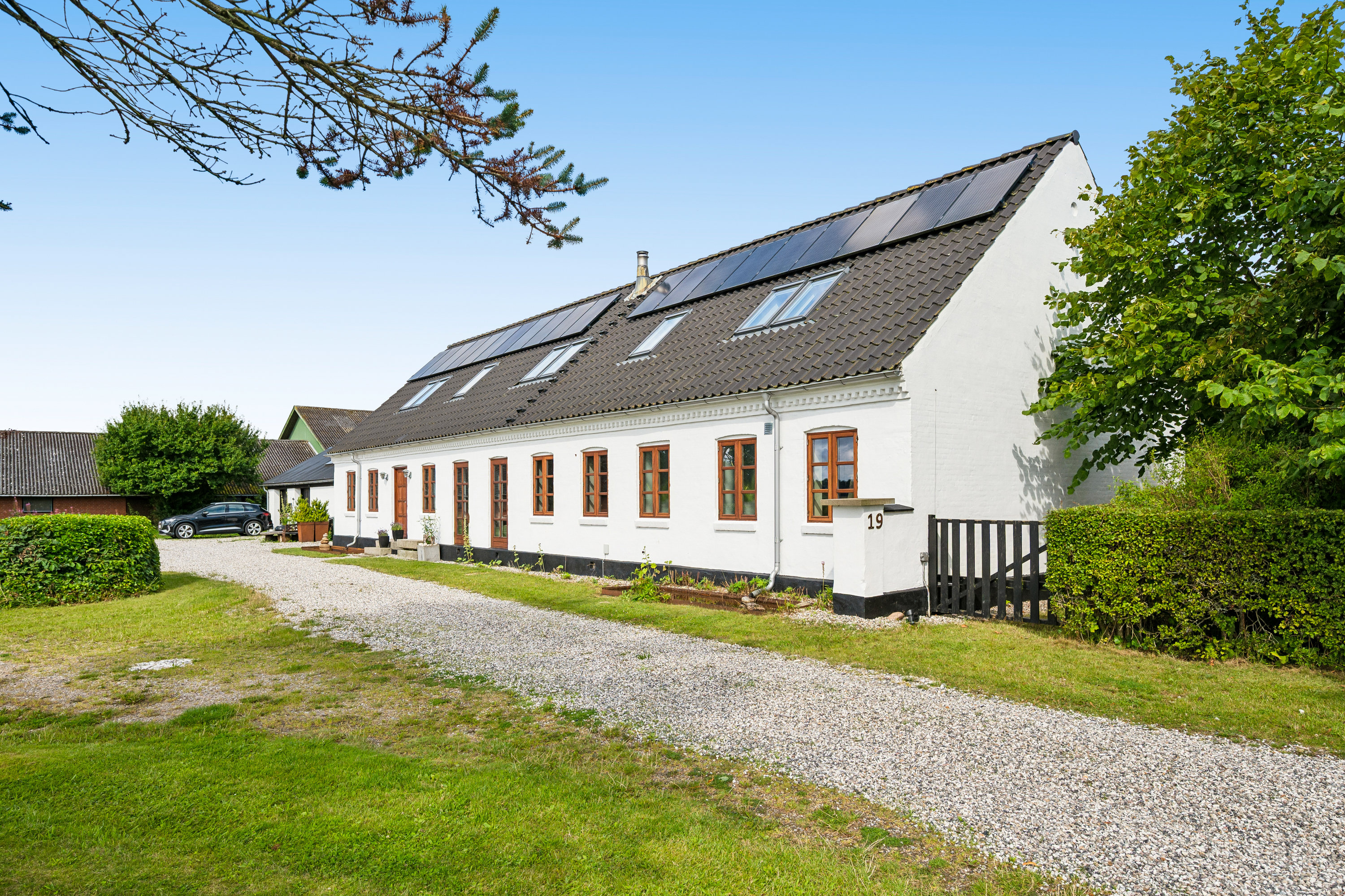 Fremhævet ejendom 1 billede i fuldskærmstilstand. Billede af Haarvej 19, Sandby, 8382 Hinnerup