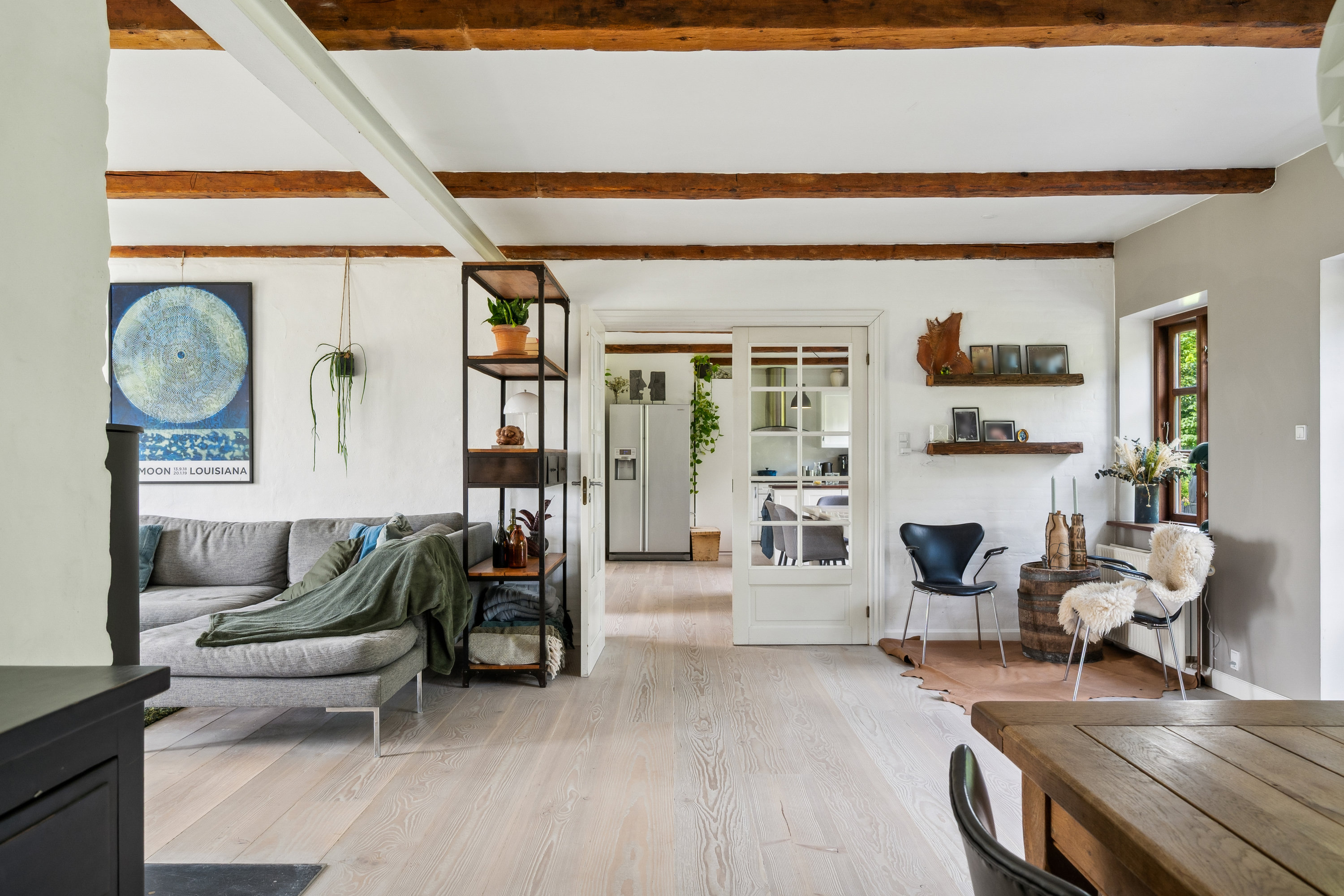 Fremhævet stue billede i fuldskærmstilstand. Billede af Haarvej 19, Sandby, 8382 Hinnerup